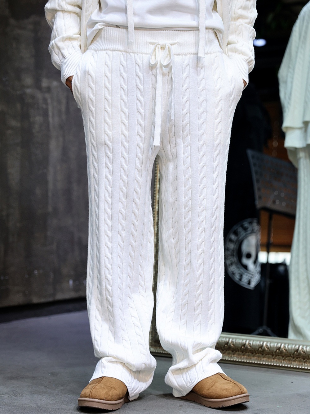 扭紋提花針織休閒褲