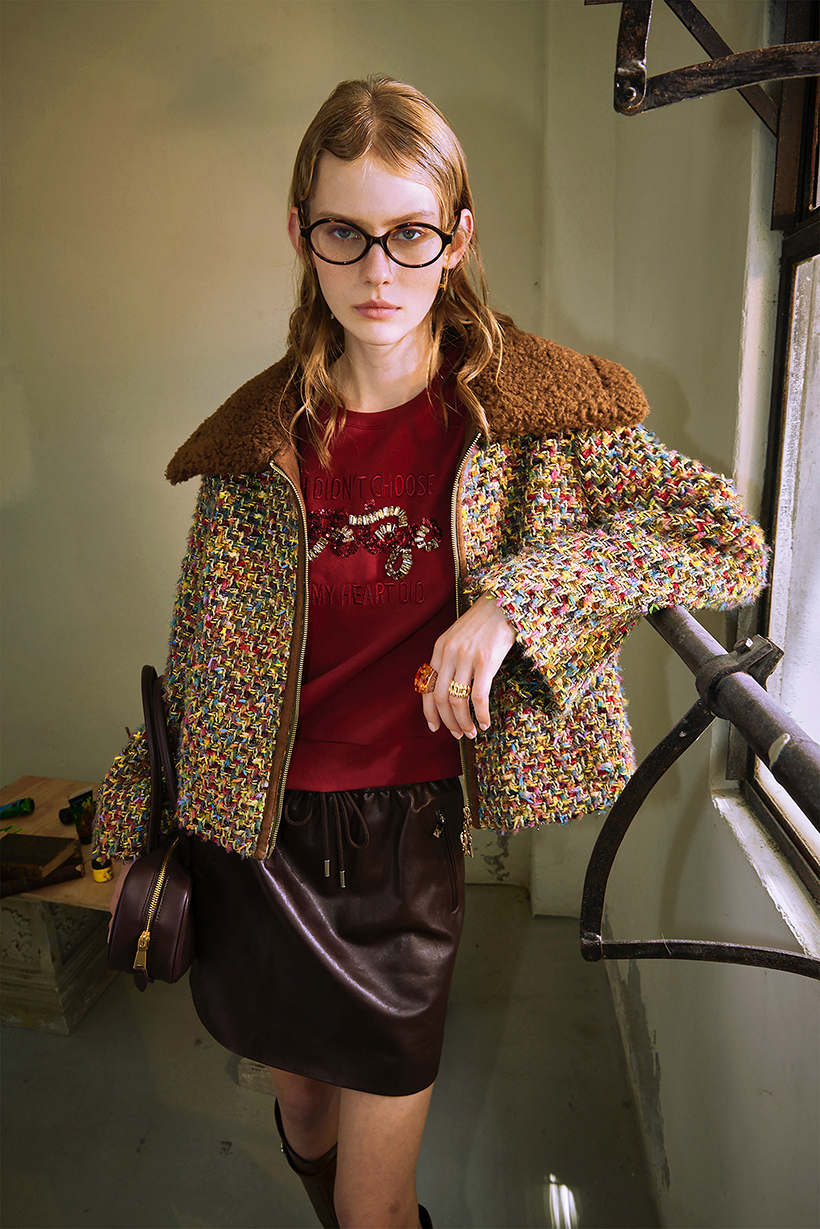 BE15368A1 Love in Motion 亮片刺繡厚磅柔軟棉上衣 (2色)