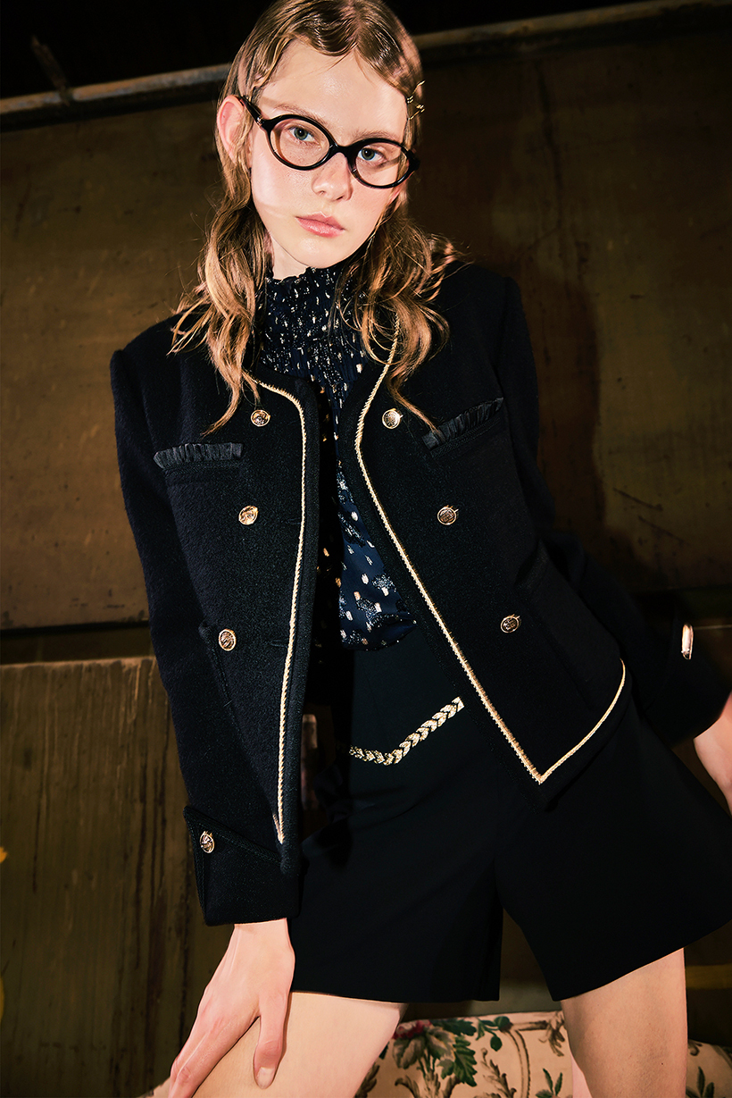 BE15007A1 詩意夜色金屬絲雪紡高領泡泡袖襯衫