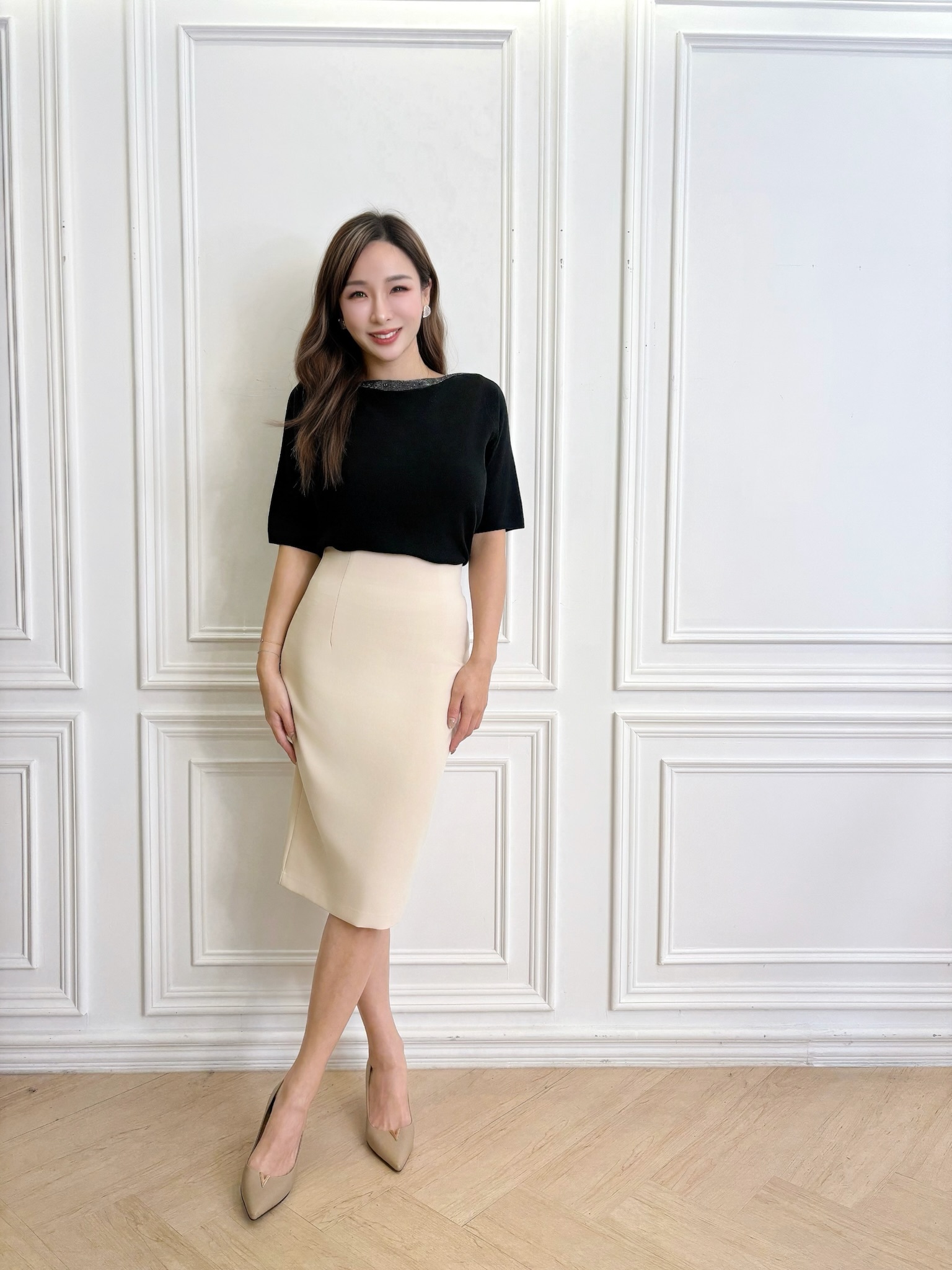 領間細鑽短袖針織上衣