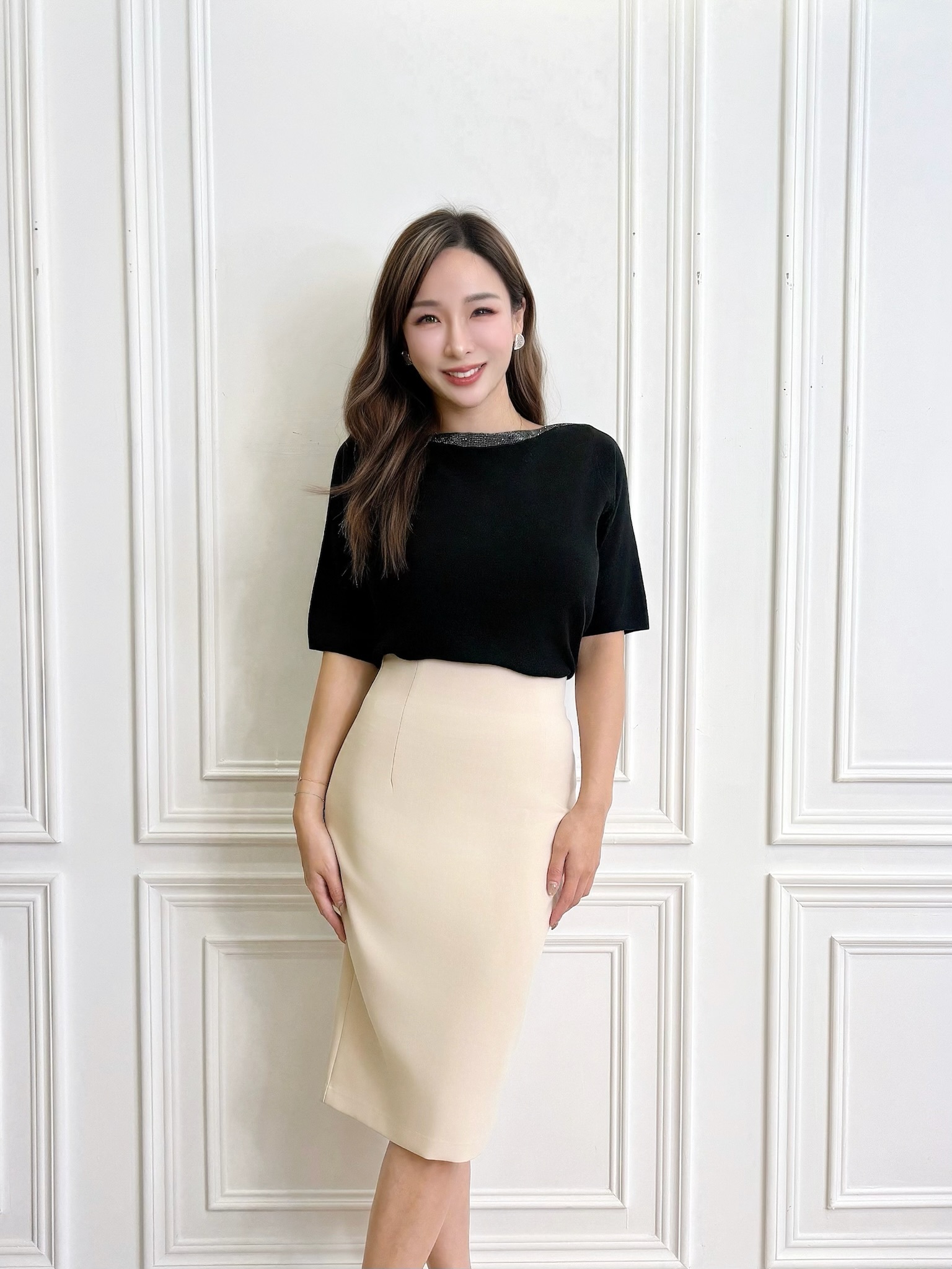 領間細鑽短袖針織上衣