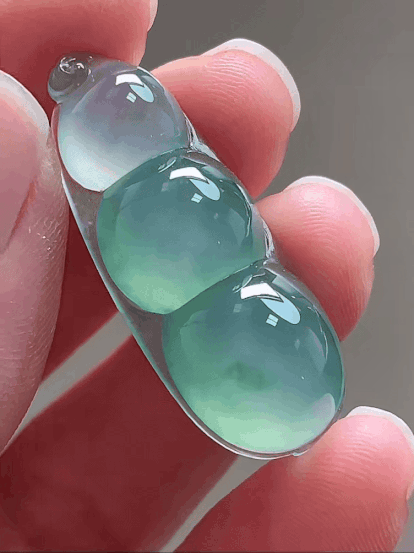 1015225 翡翠冰底色福豆