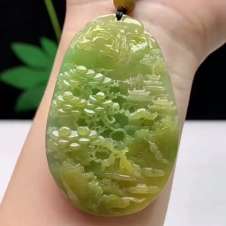 1015321 翡翠黃翡意境人物山水牌