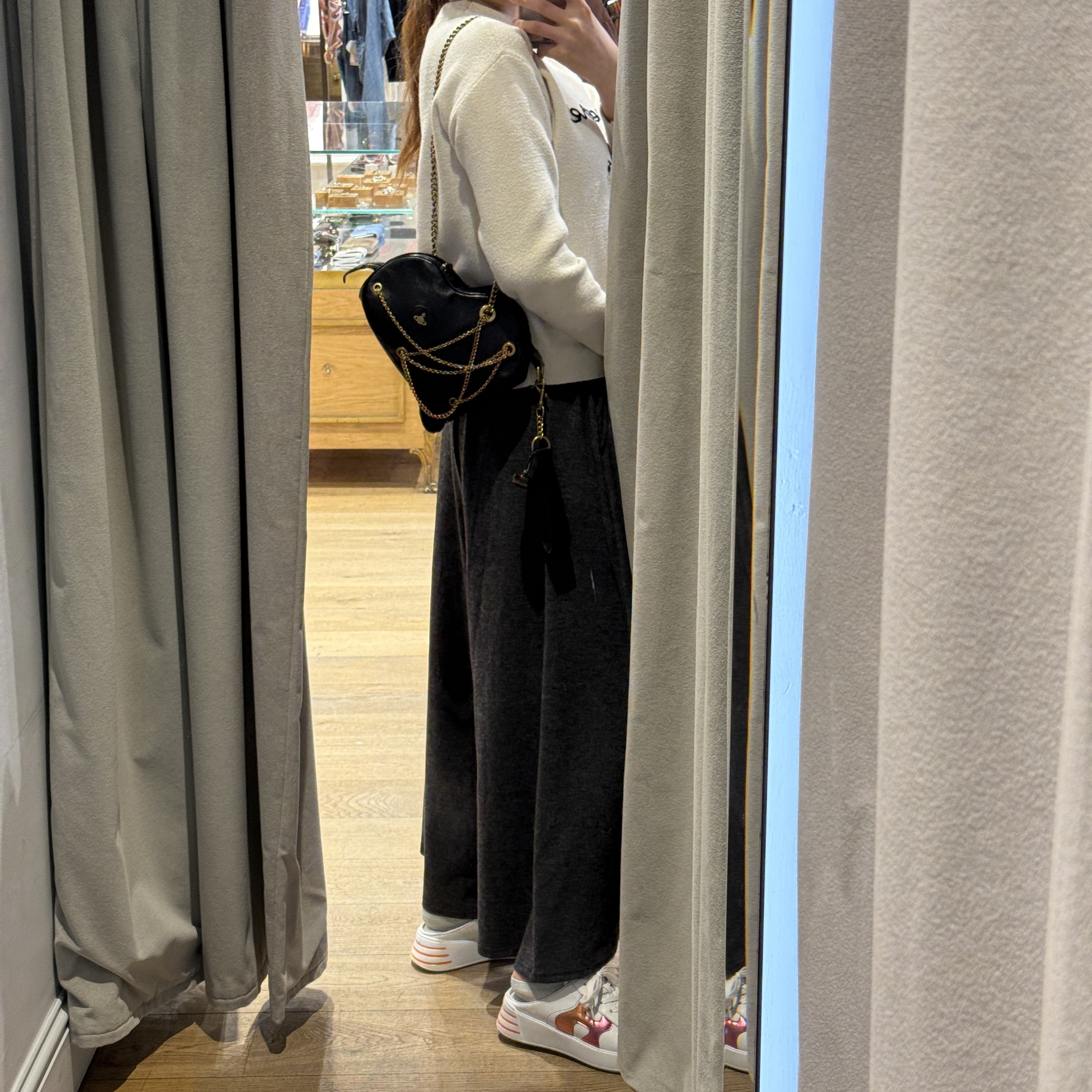 Vivienne Westwood Cora AK Heart bag black