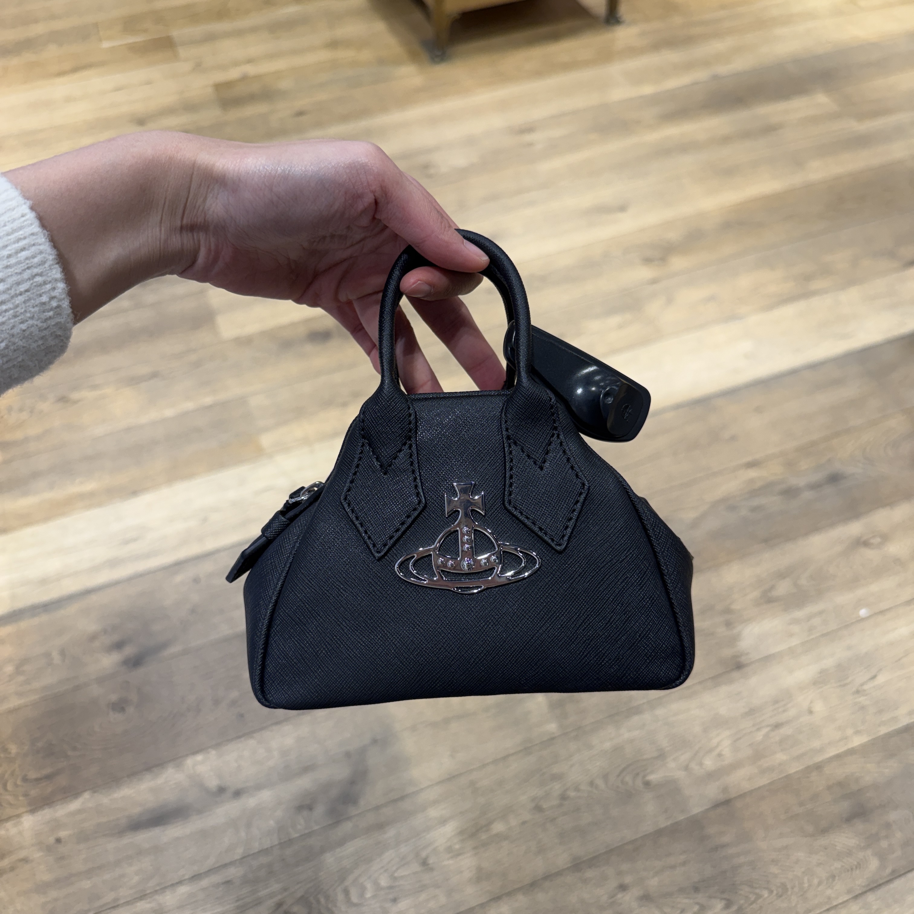 Vivienne Westwood Saffiano Mini Yasmin Bag black