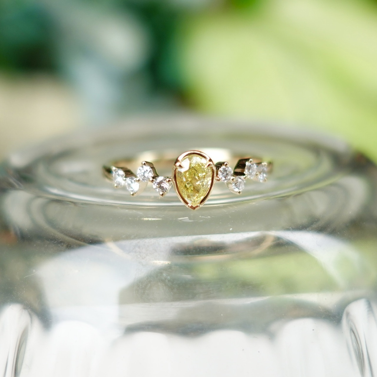 18K黃金彩黃鑽戒指 - 水滴形切