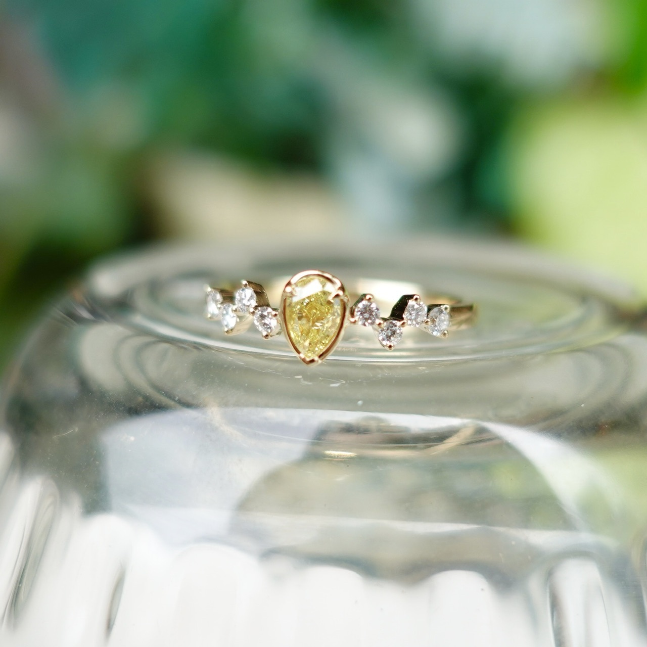 18K黃金彩黃鑽戒指 - 水滴形切