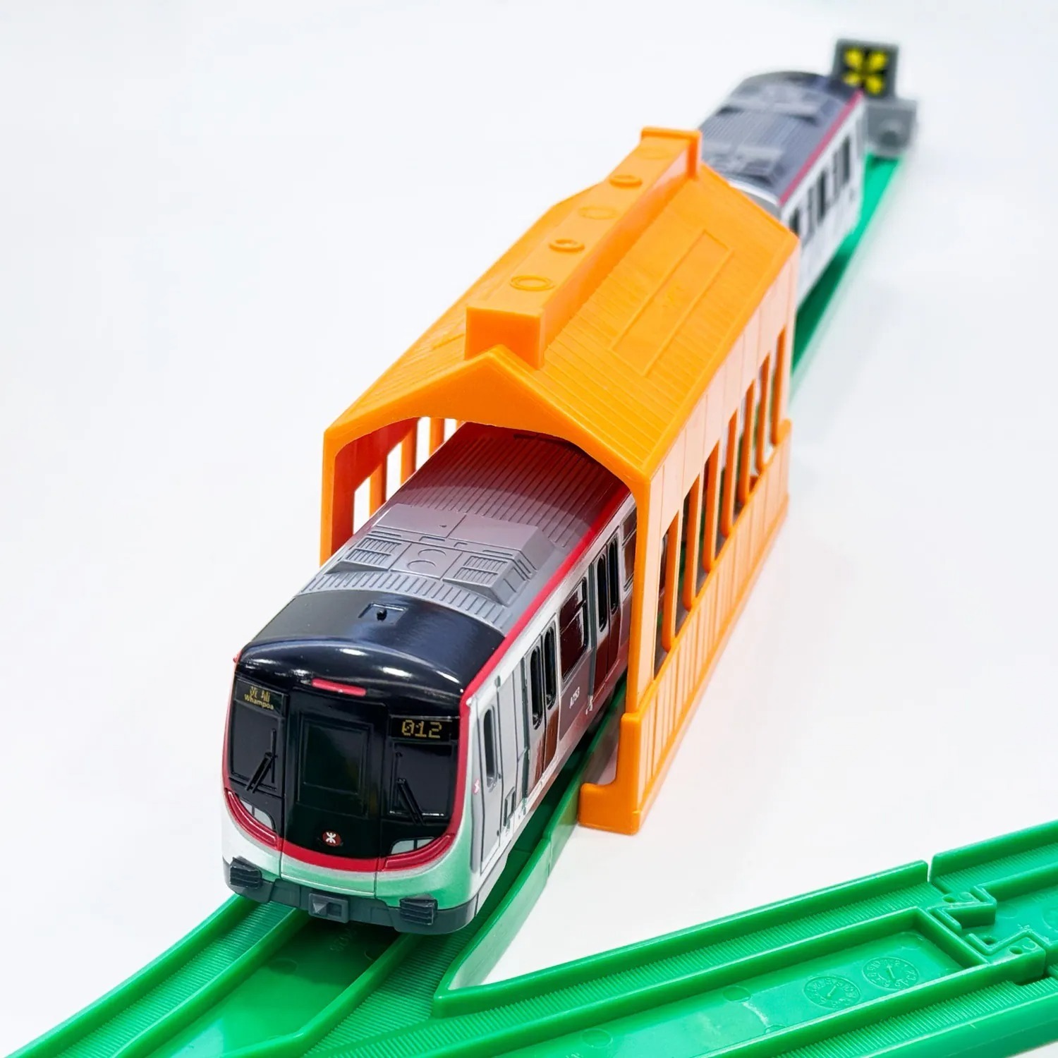TOMY  Plarail 列車套裝 - 港鐵 PLARAIL 套裝 觀塘綫Q車 (956921)