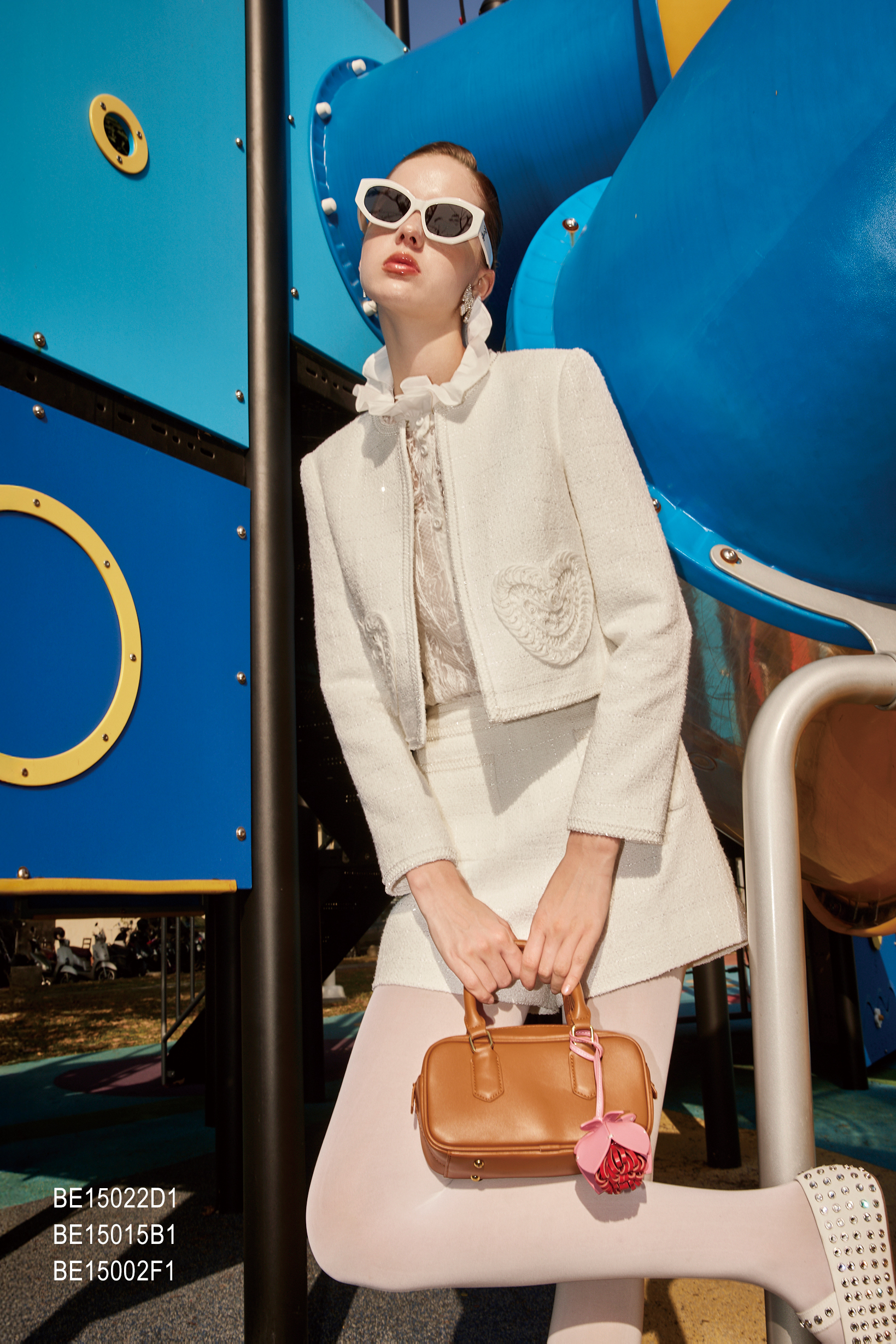 BE15015B1 法式柔光象牙呢喃高腰直筒短褲