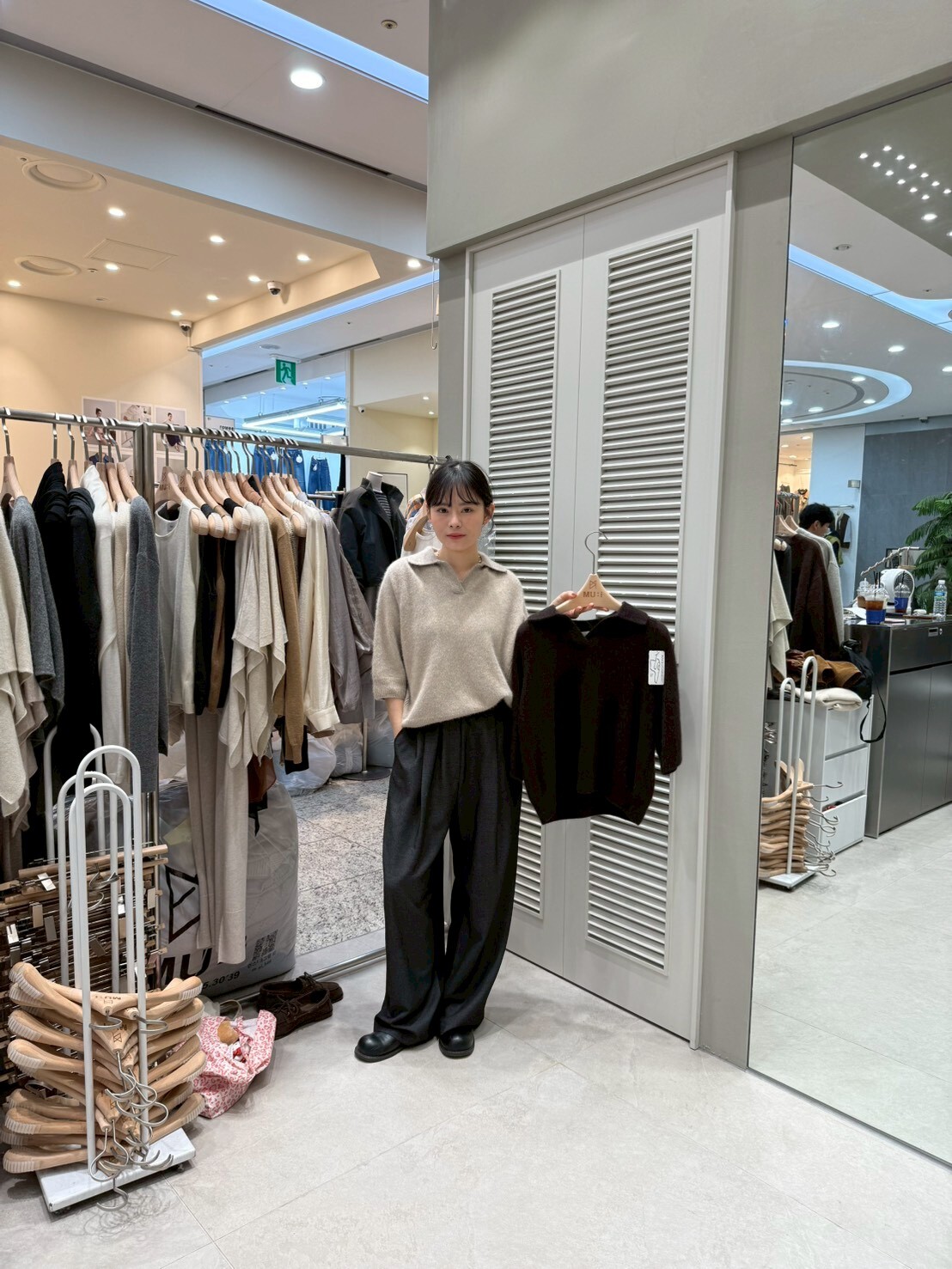 MU5117 有領短袖毛毧外套