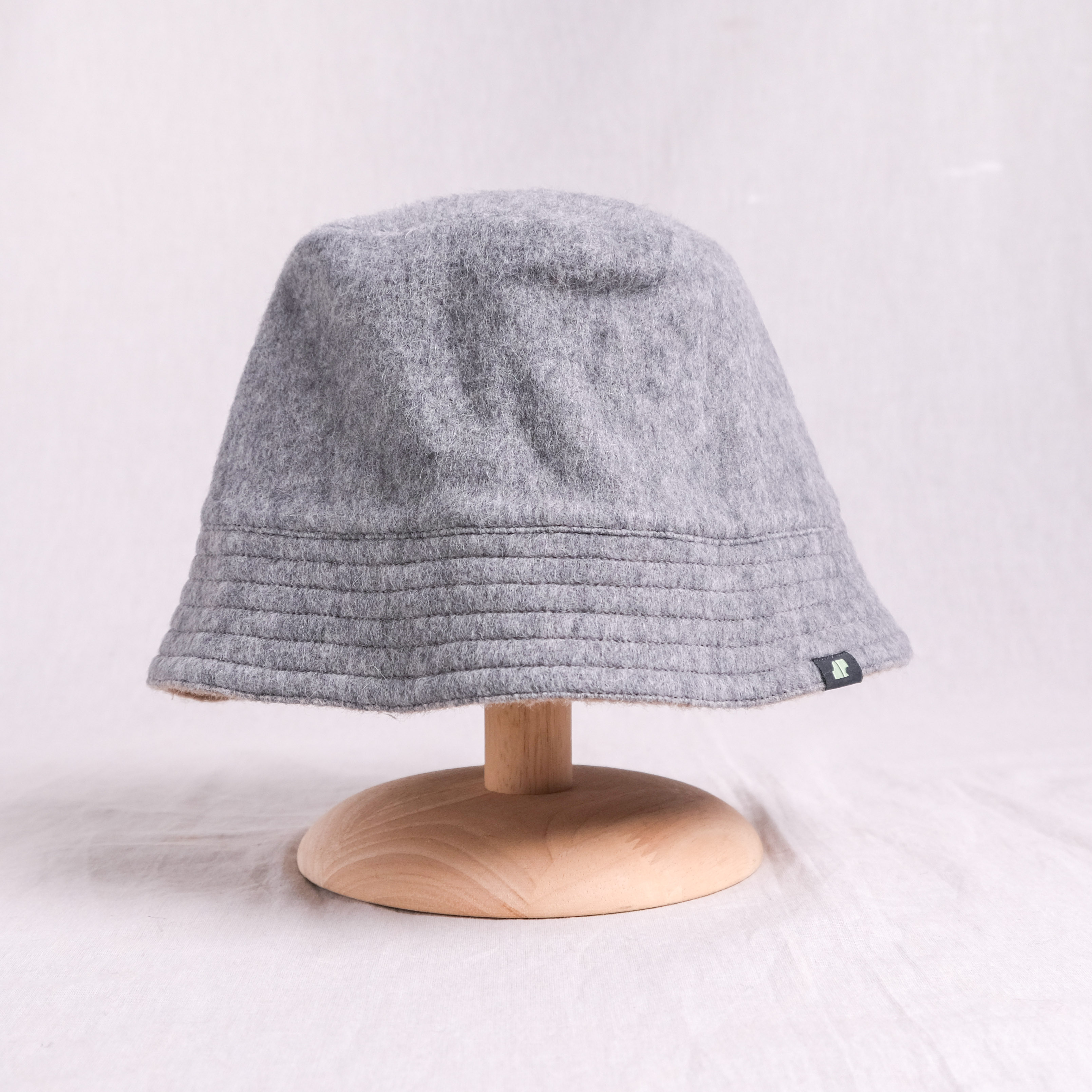 羊駝毛氈雙面漁夫帽｜淺灰/淺棕｜秘魯