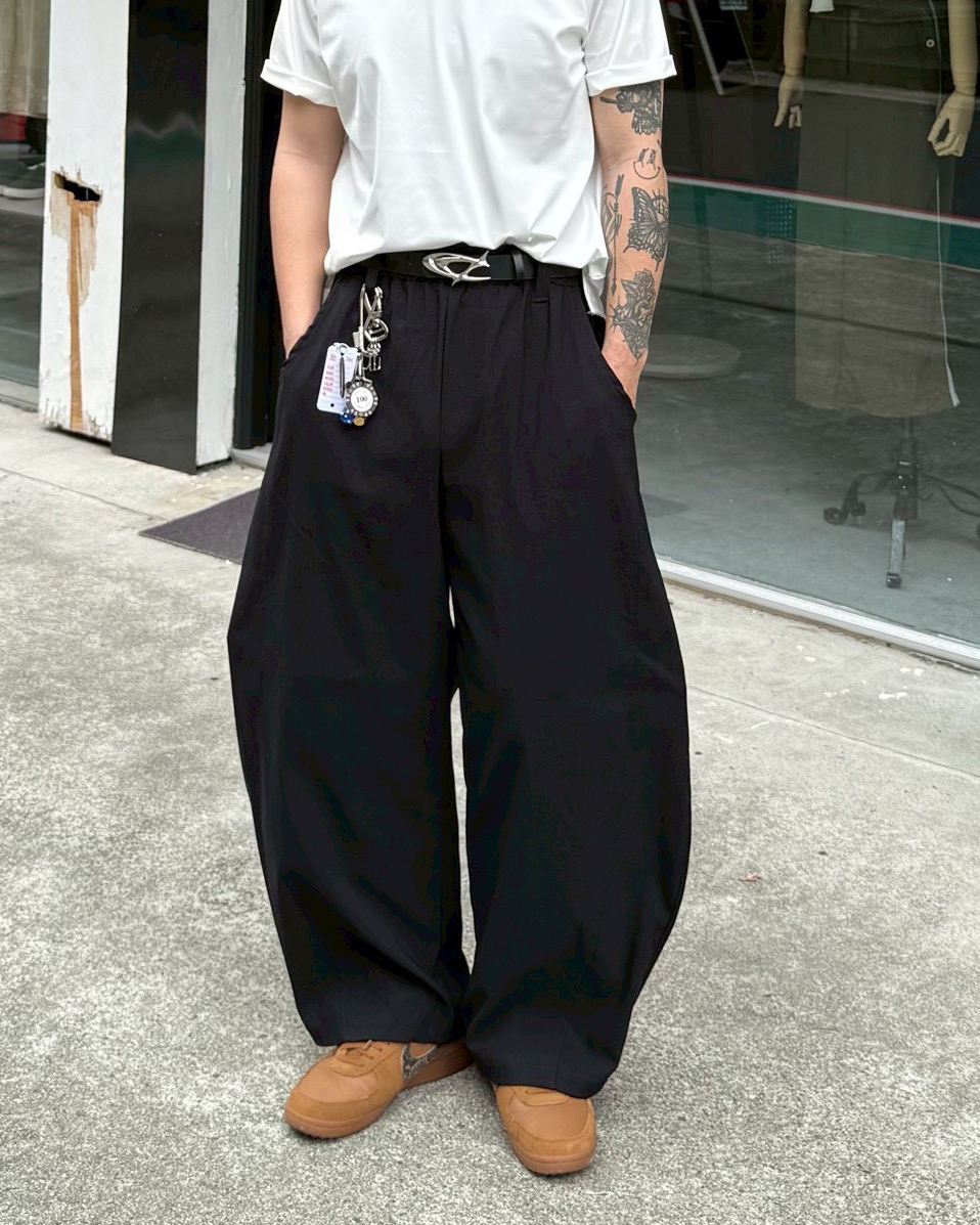 #88833 素面彈力彎刀長褲