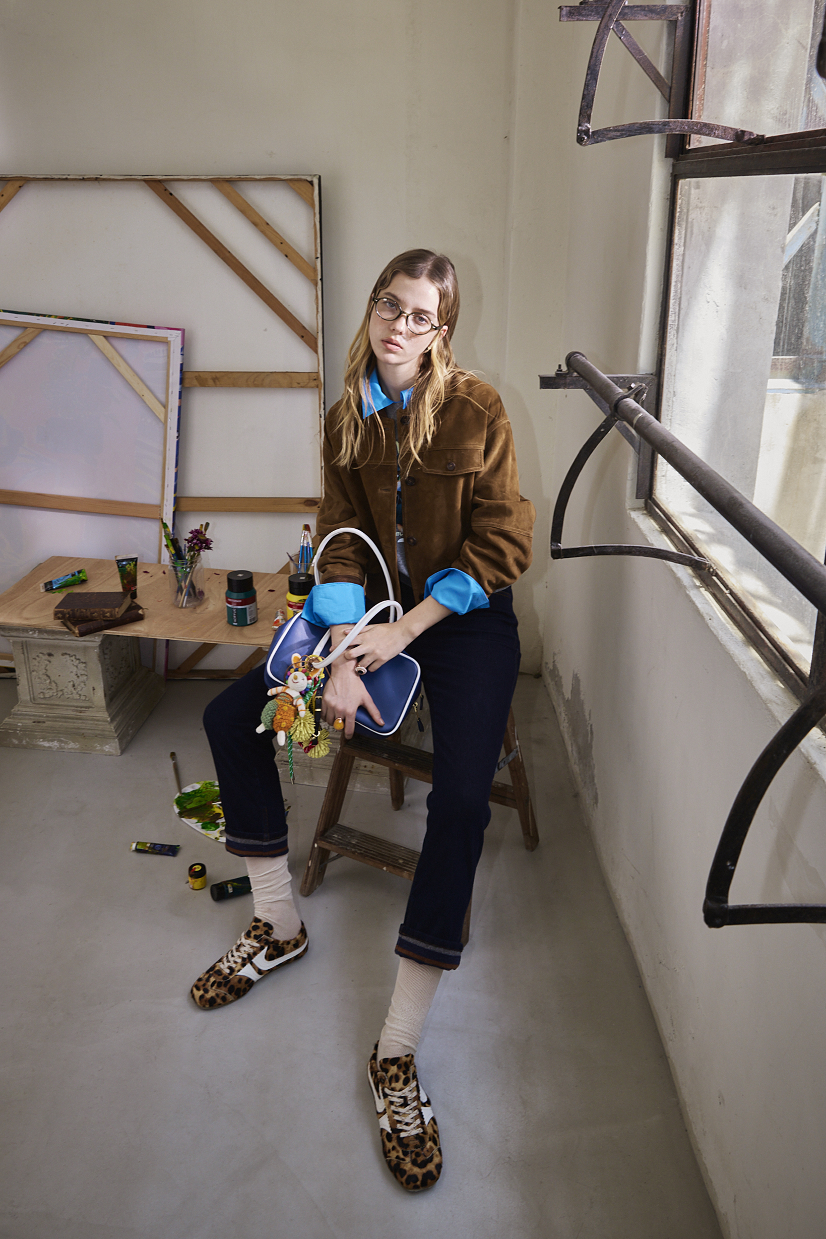 BE15026B1 靛影之途中高腰直筒反摺丹寧褲 (附吊飾)