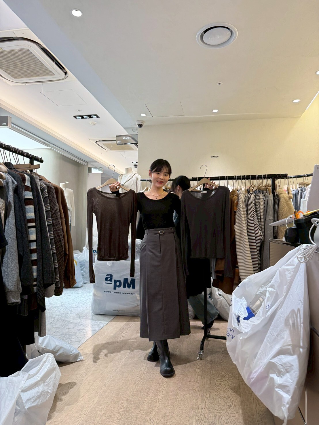 WJ5122 薄款圓領透氣打底長袖上衣