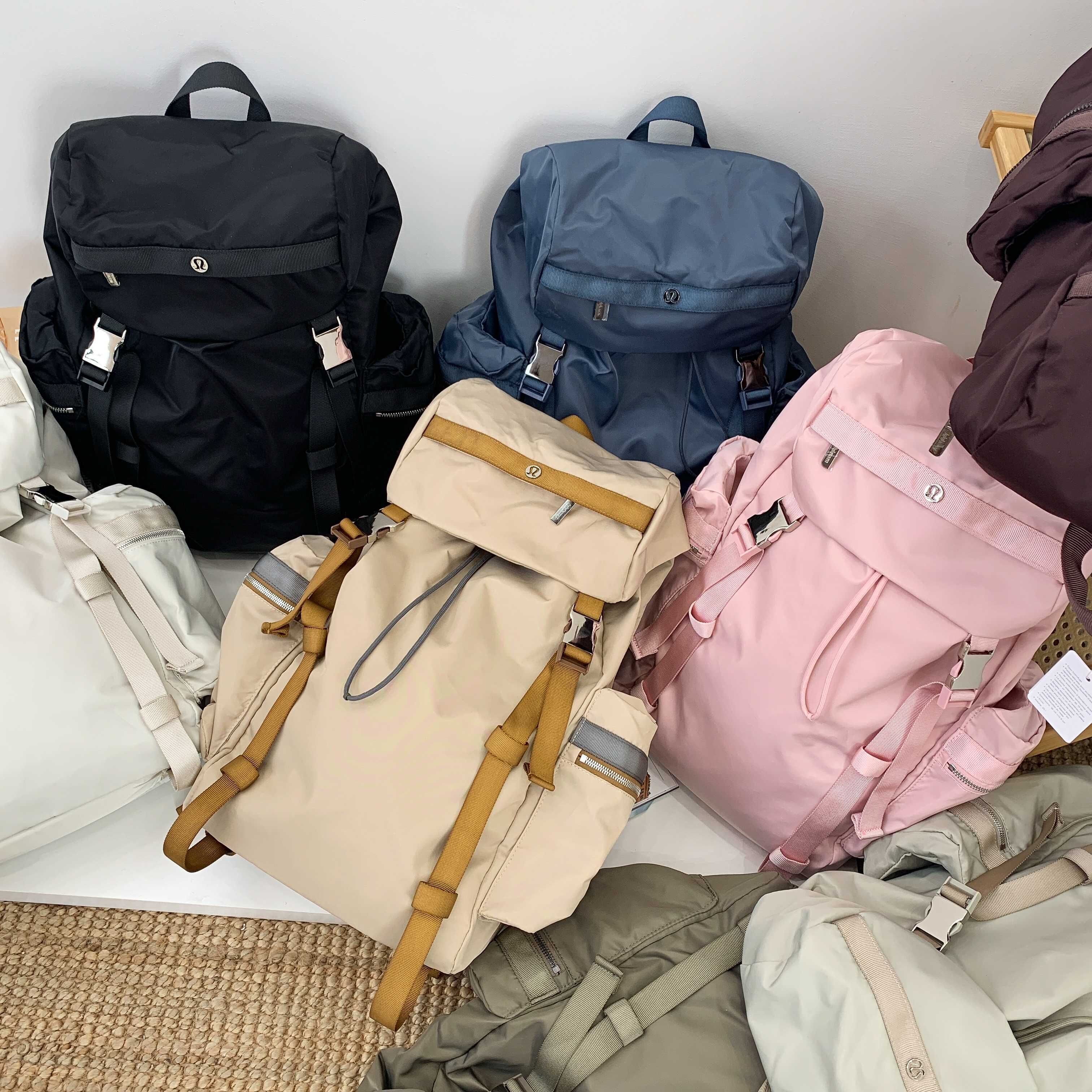 Lululemon Wunderlust 25L背囊