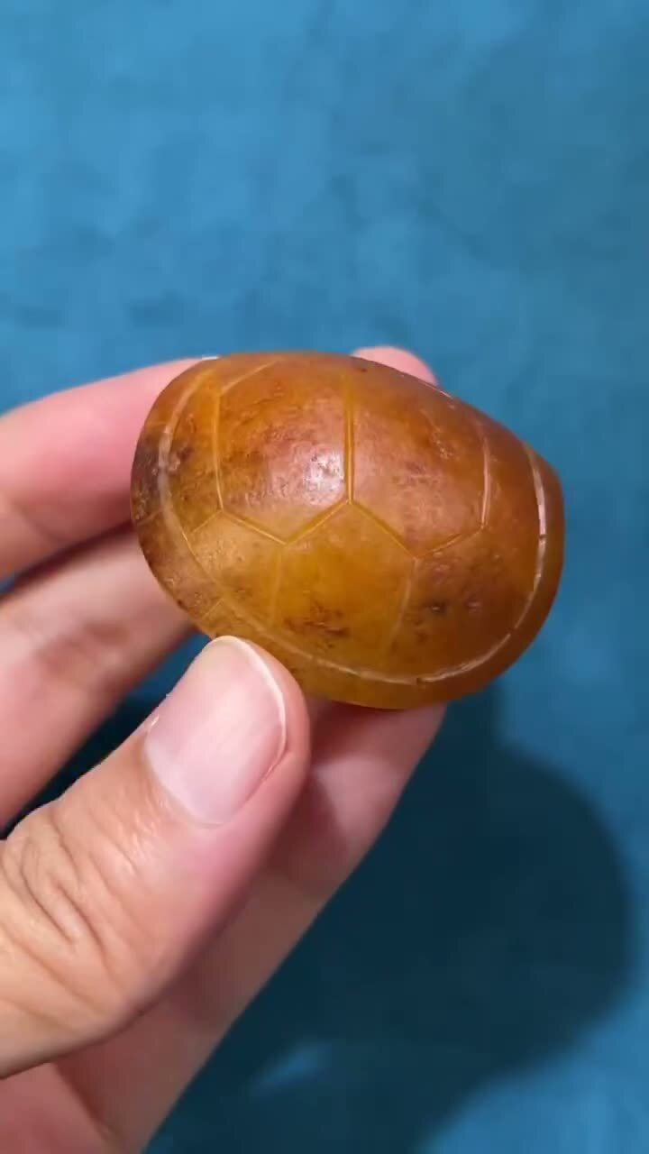 1015248 和田玉籽料富甲一方