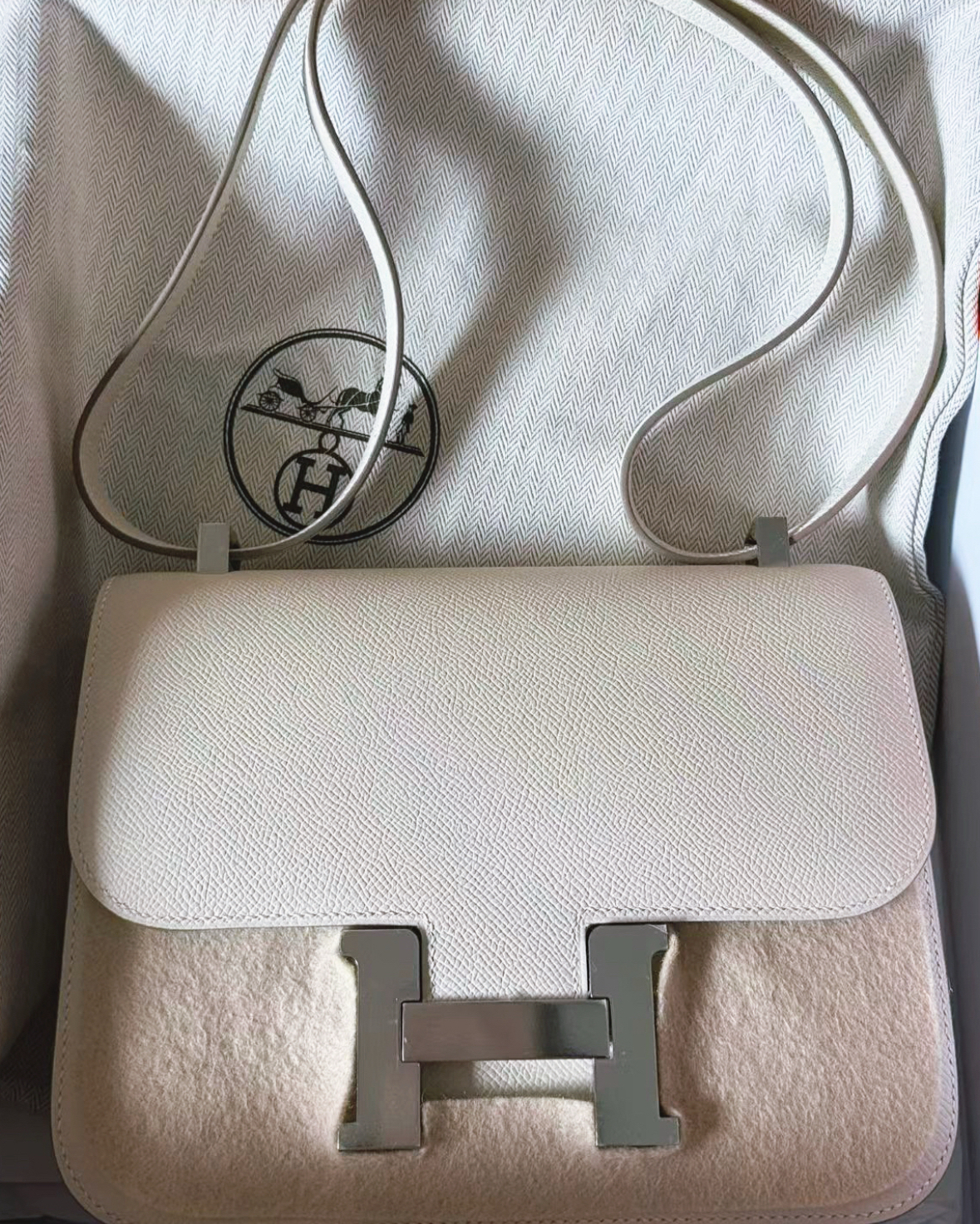 Constance 1-24 10 craie ck Epsom k