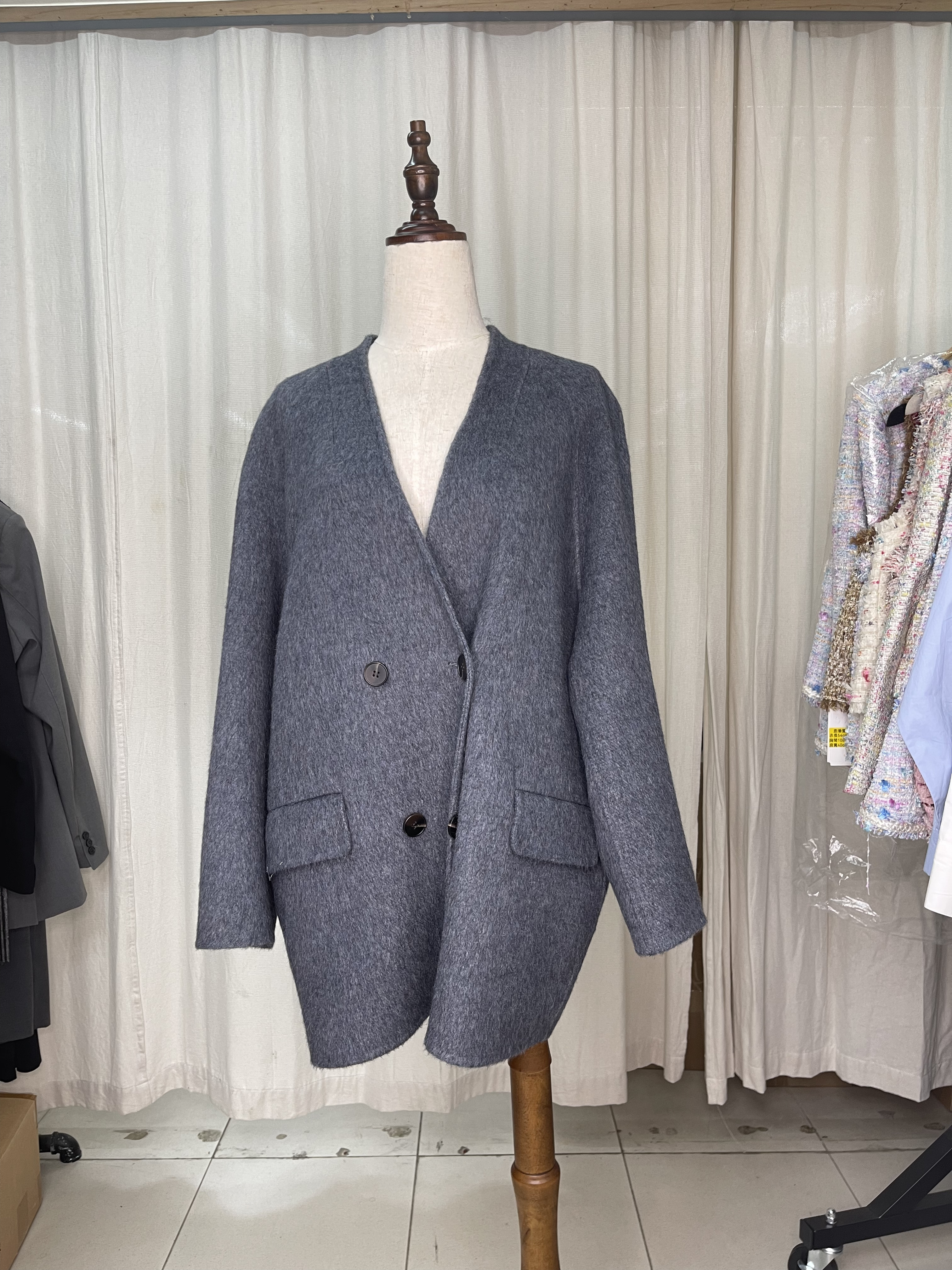 PYDE / DFE / DFL 深灰色孖襟半毛大褸