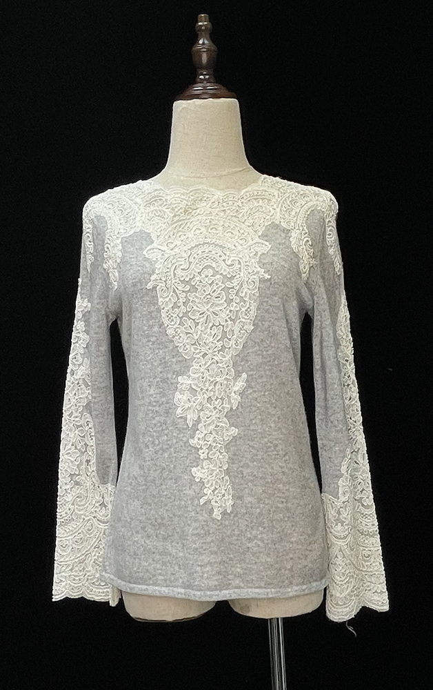 灰色羊絨蕾絲上衣