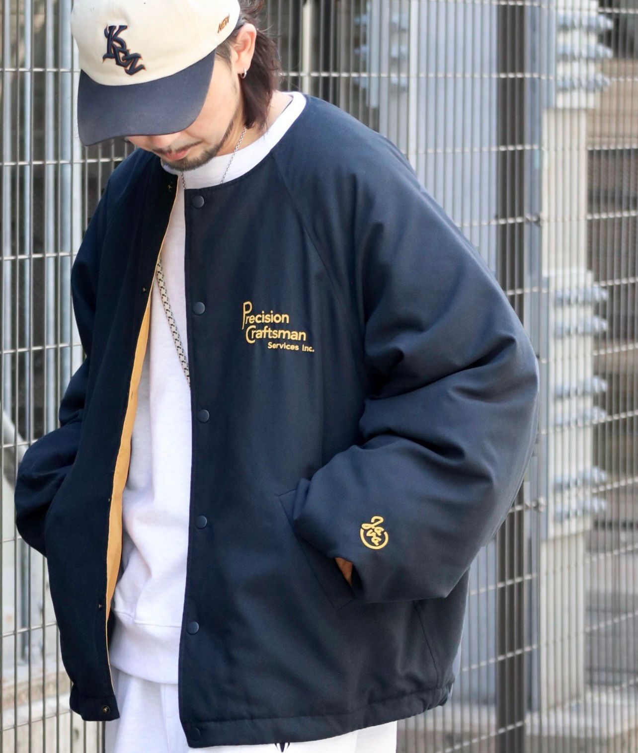 【預購】JN102401 JAVA 獨家標誌刺繡加厚無領超大寬鬆外套