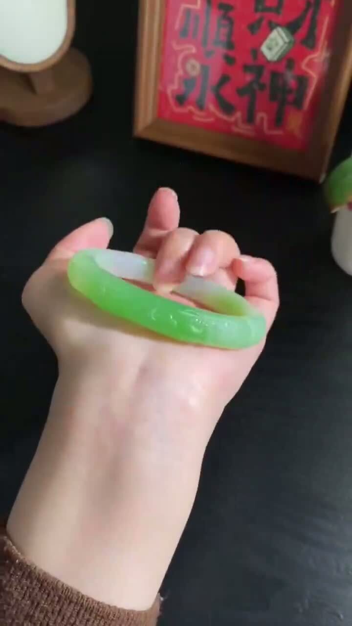 1015759 和田玉翠青手鐲