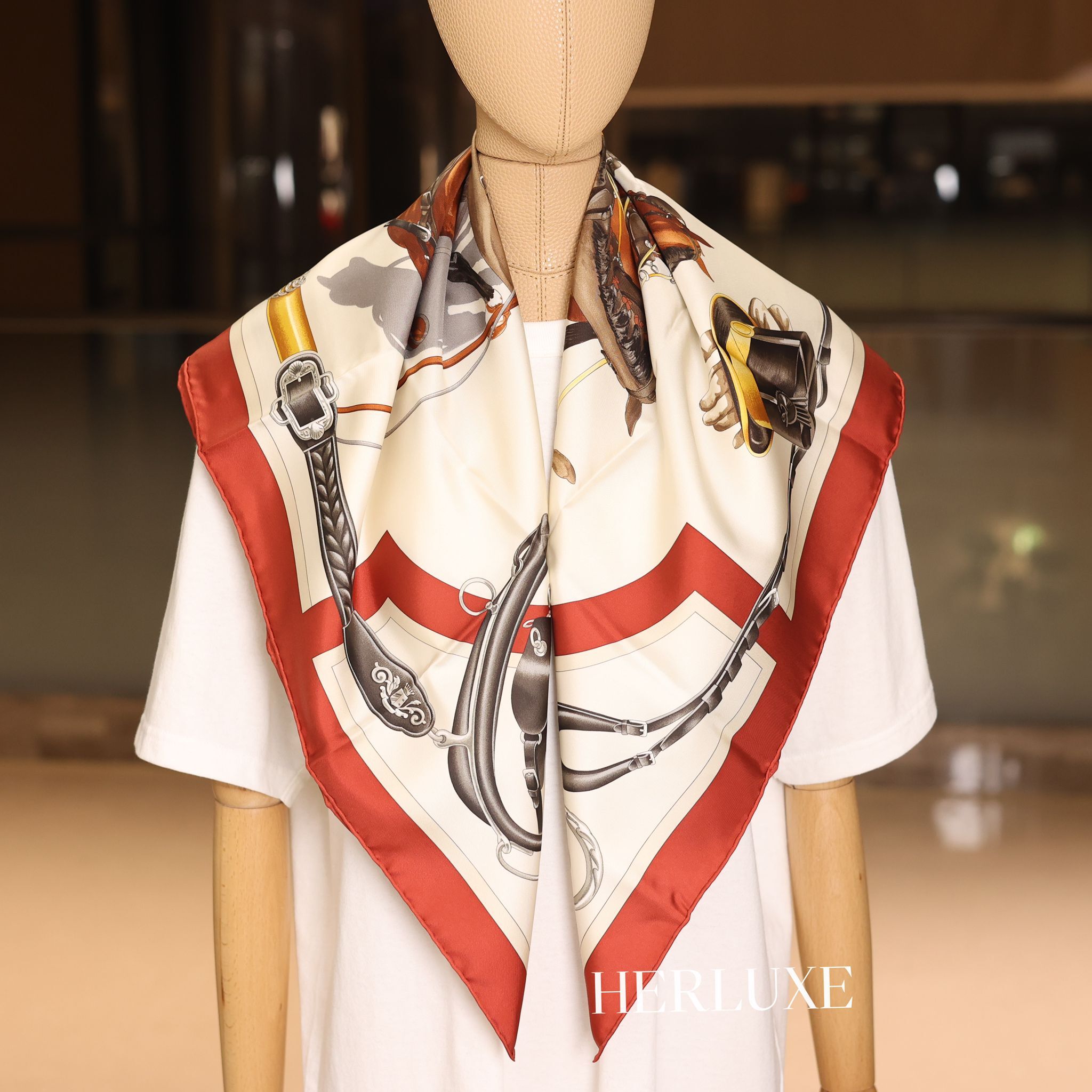 Attelage en Arbalete forever scarf 90x90cm Rouge Cuit / Grège/Alezan