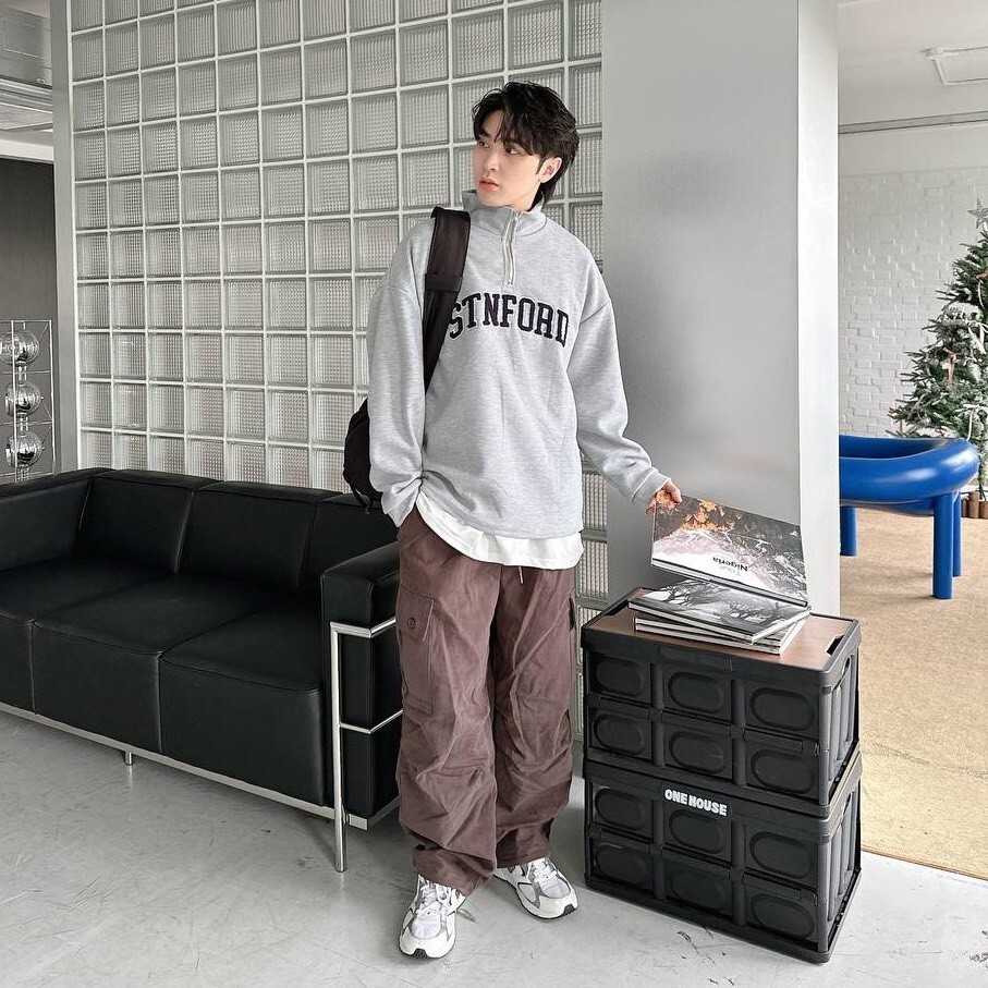 美式校園風 STNFORD 字母毛巾繡 半高領長袖