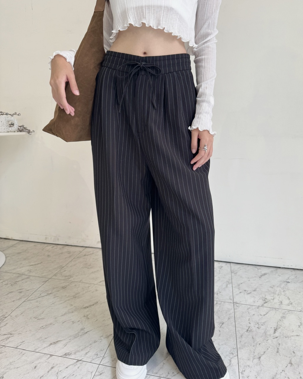 舒適直條綁繩寬褲—2605