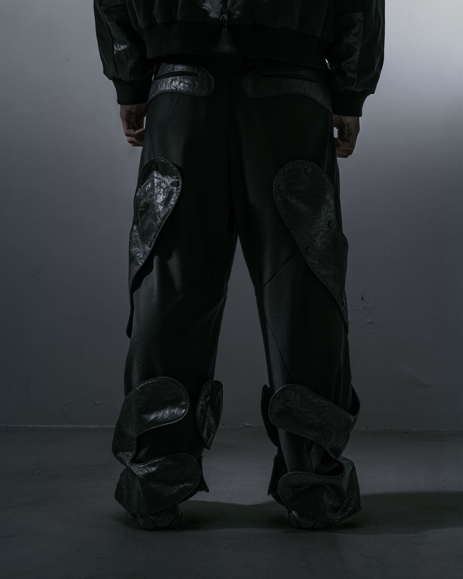 Incoder Mod Frame Pants