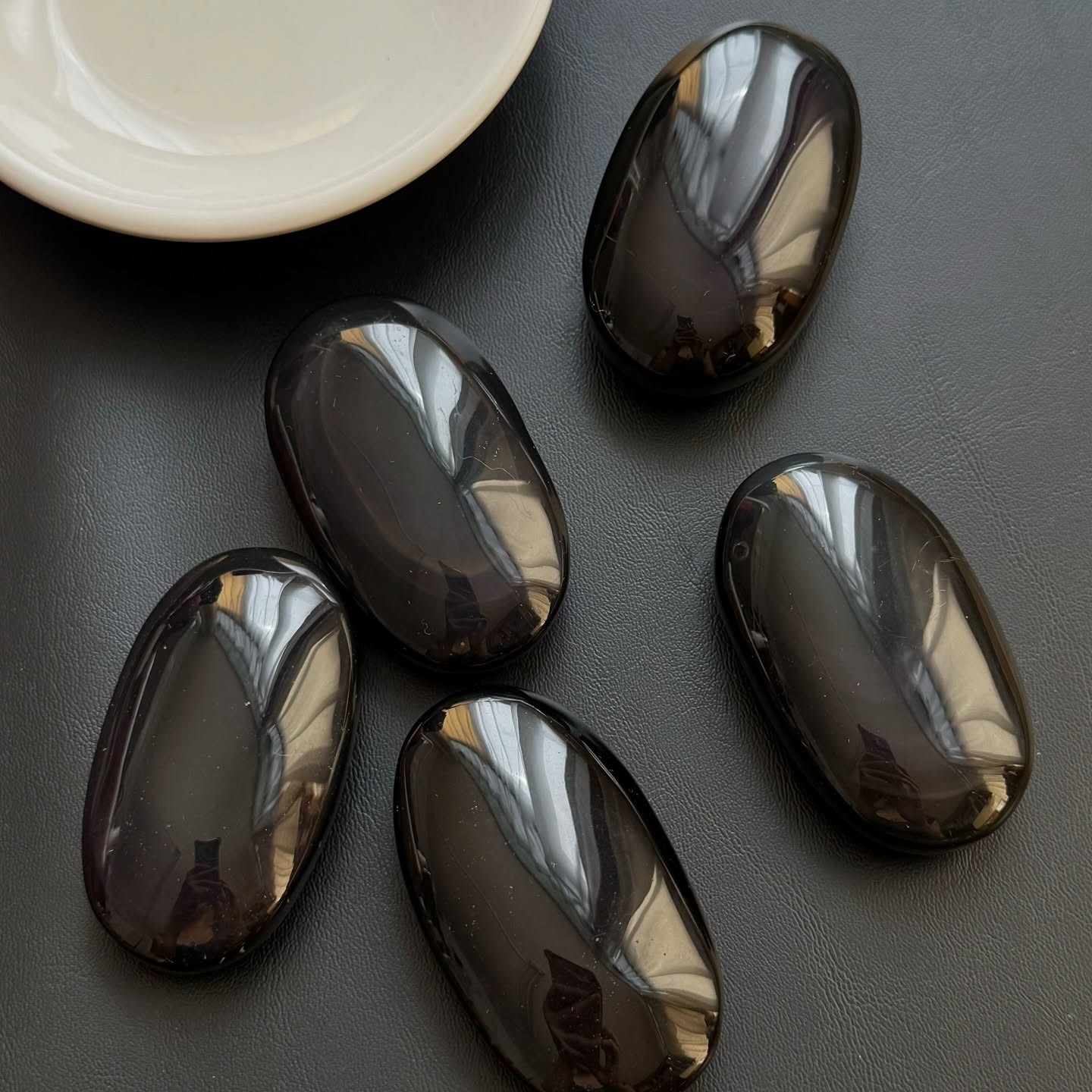 [原石] 彩虹黑曜石 把玩