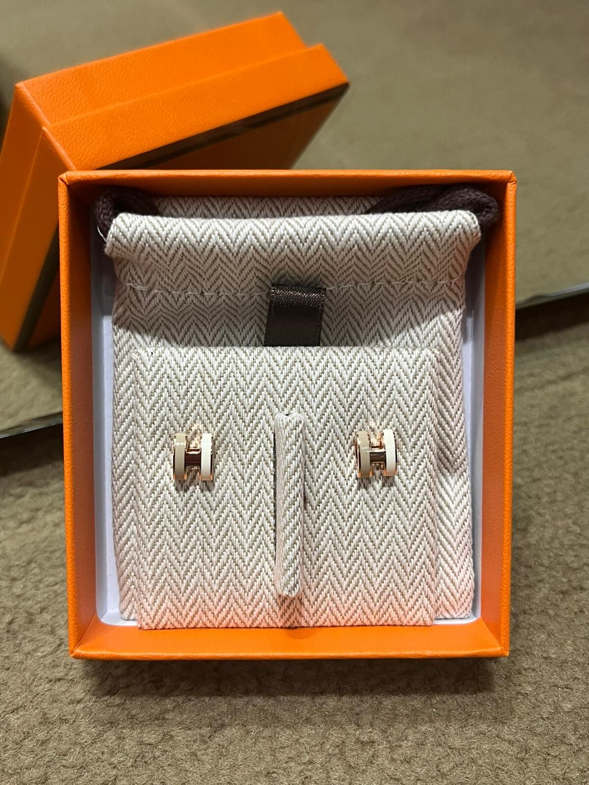 Mini pop H earrings B2 systeme cd