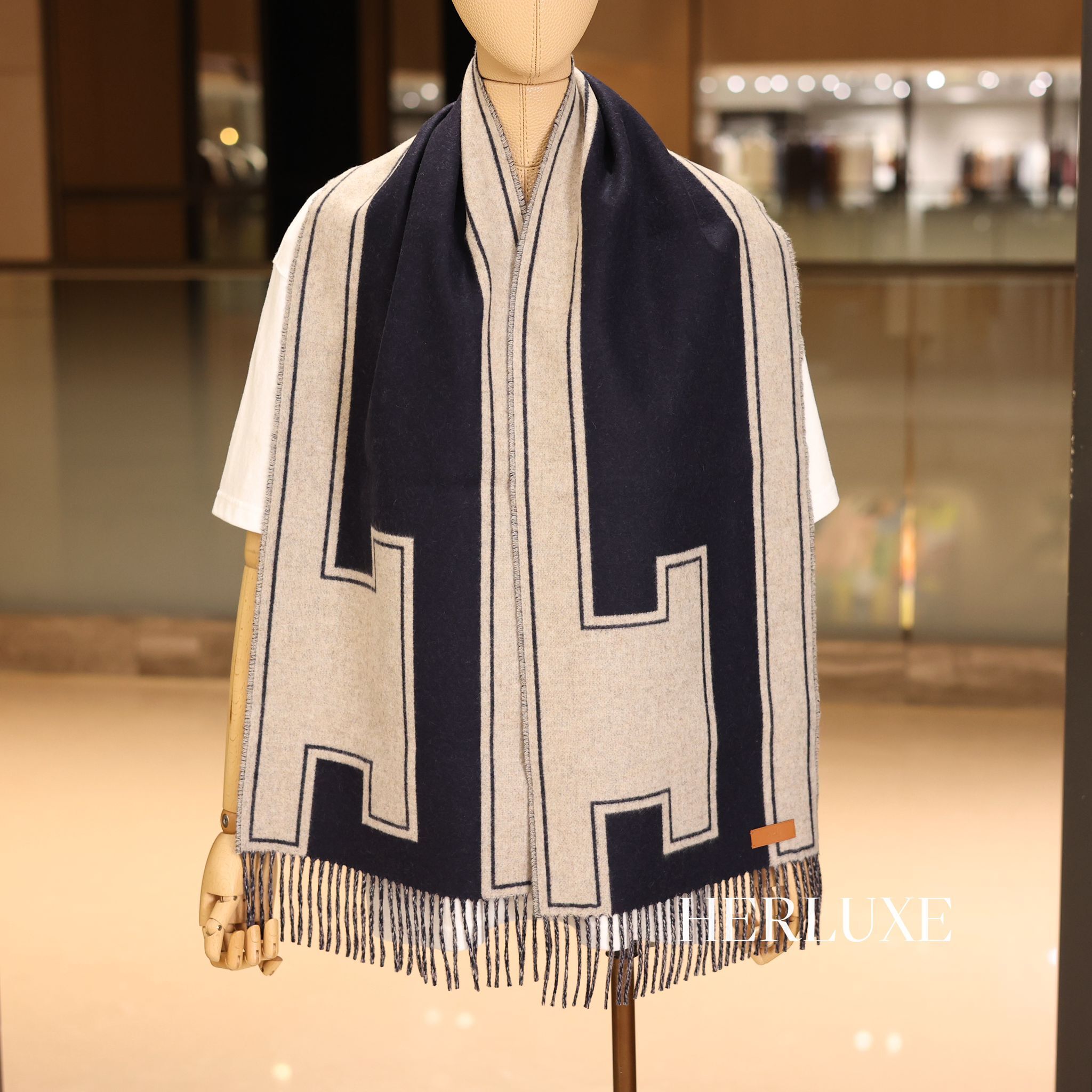 Casaque clefs de H scarf 100%cashmere 30x160cm bleu marine/beige chiné