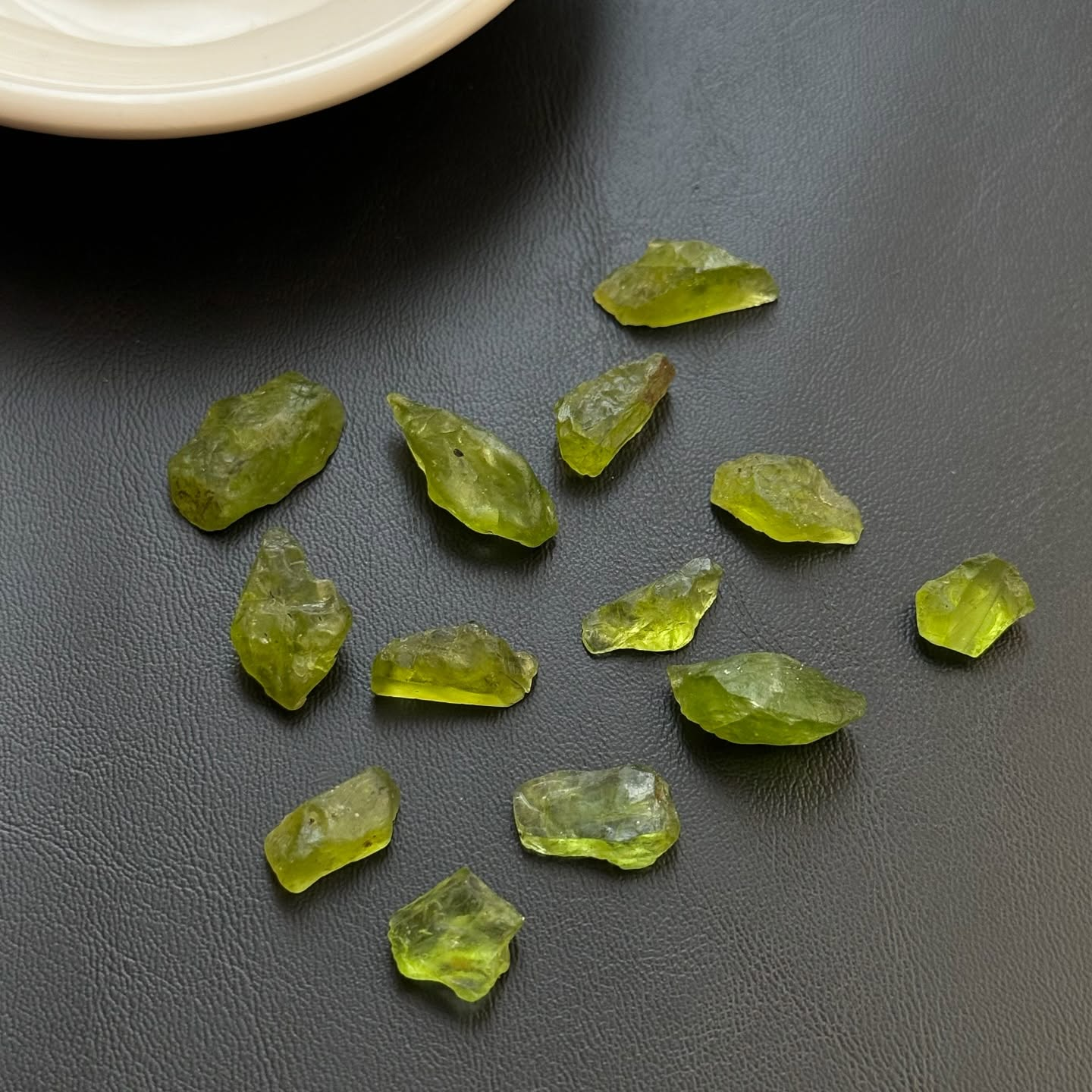 [原石] 橄欖石 原礦