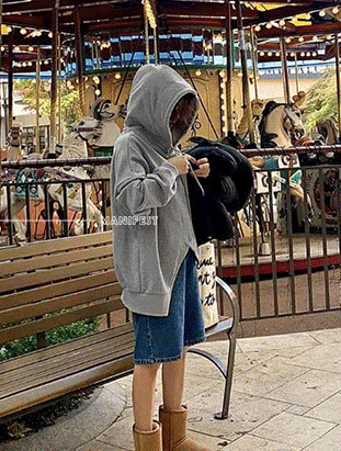 ᴴᴼᵀ ▸▸店長推薦◃◃ 秋冬新款/不規則拼接設計感帽T MANIFEST正韓🇰🇷