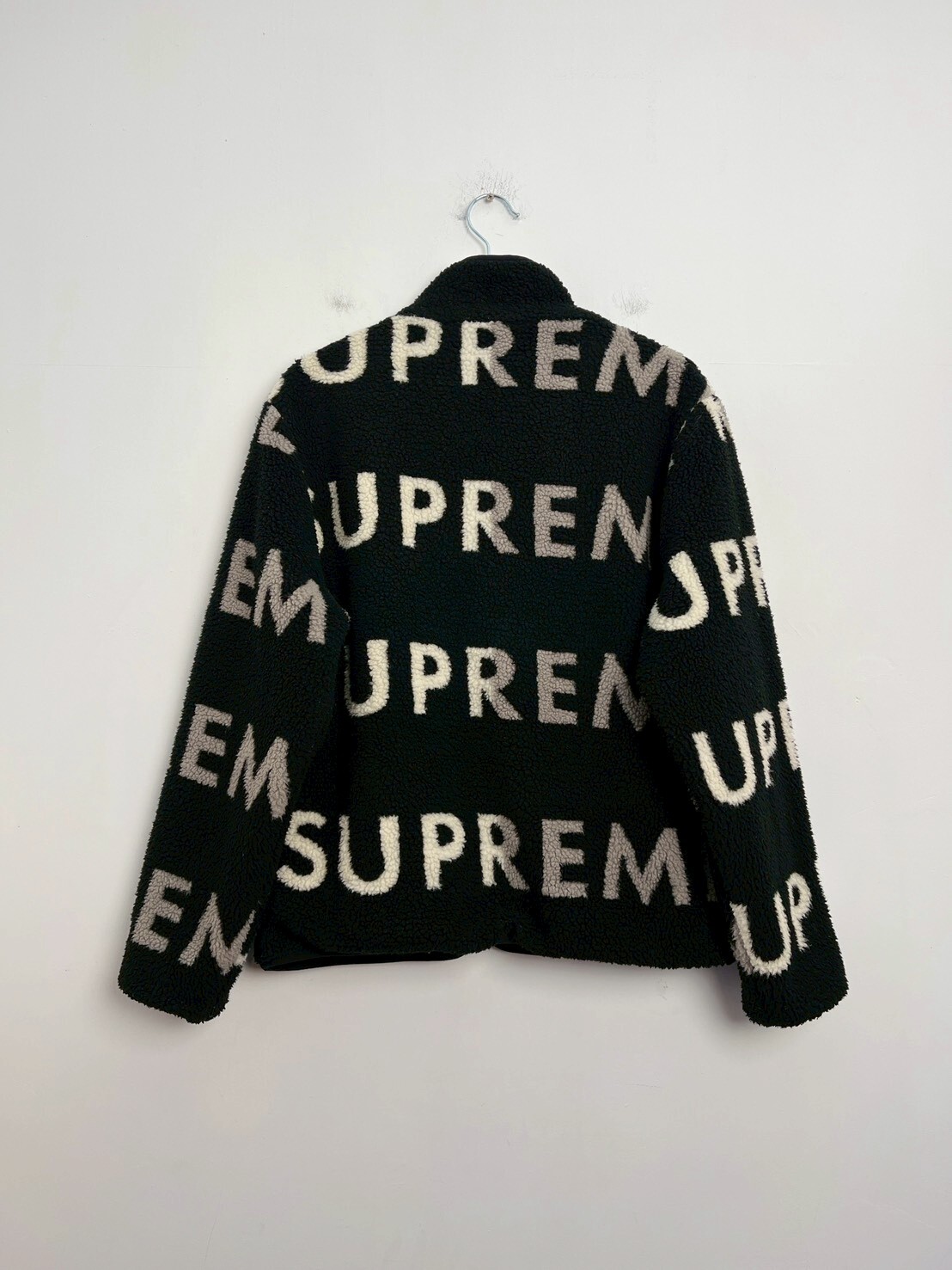 Supreme Reversible Logo Fleece Jacket SIZE M