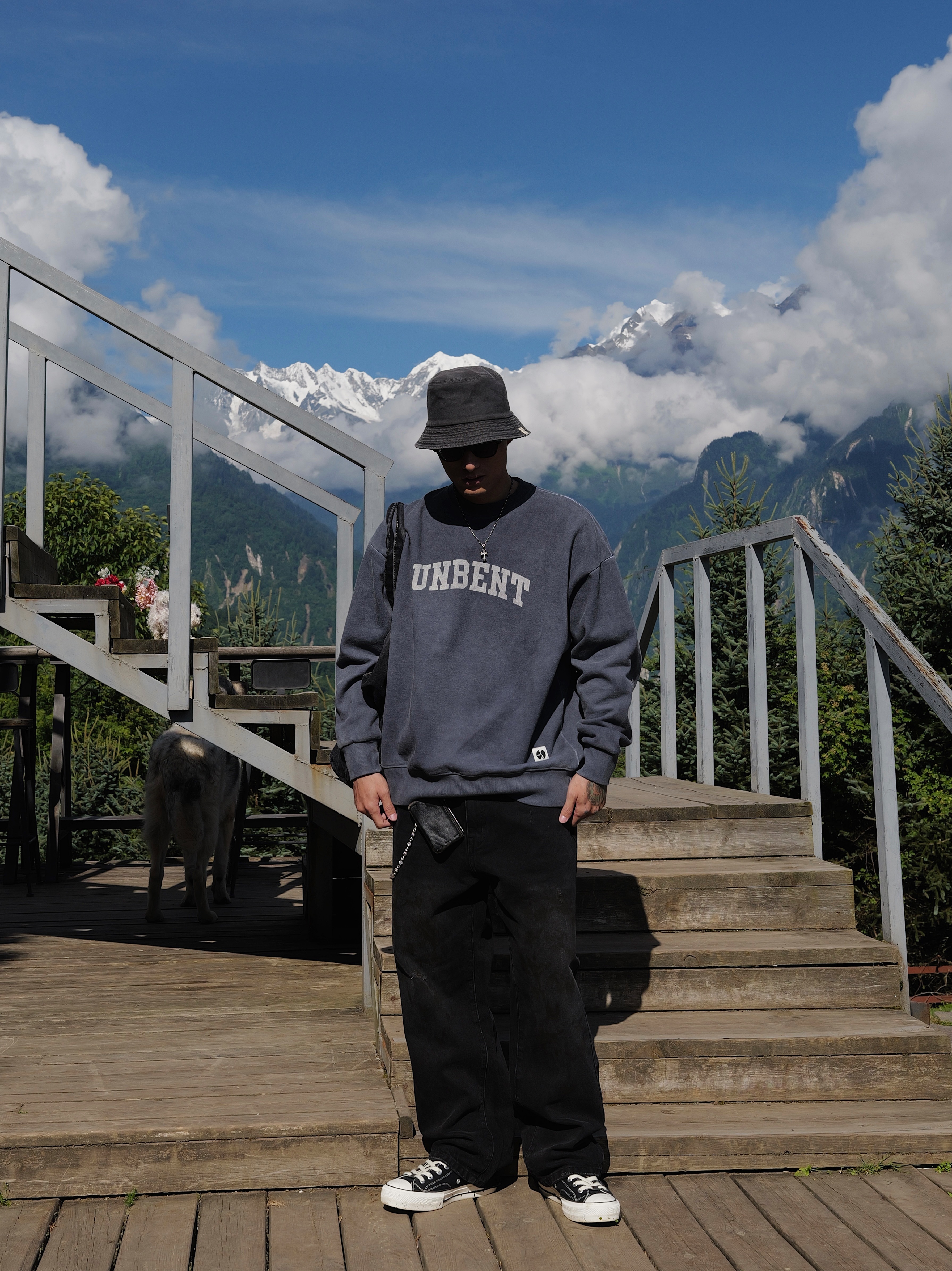UNBENT 做舊工藝Logo 重磅大學Tee 套頭衛衣