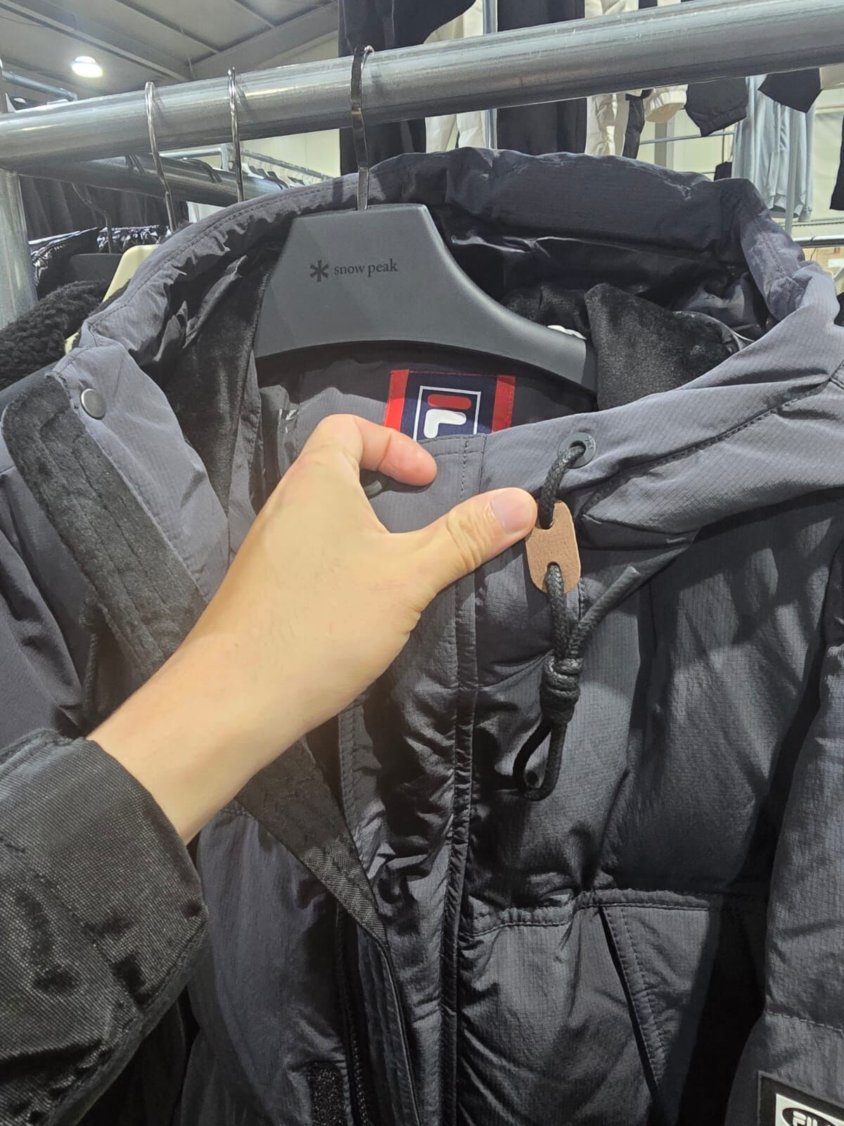 【直播】FILA LL1024615 男裝羽絨 (FS2DJ4207M)