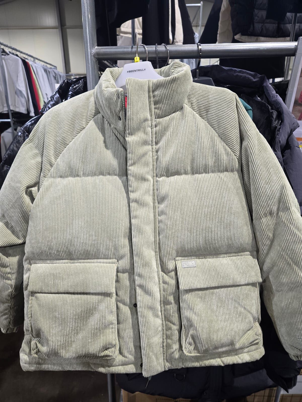 【直播】FILA LL1024617 男裝燈芯絨款羽絨 (FS2DJD4105X)