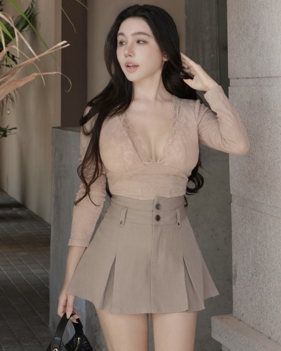 訂製-性感宮廷蕾絲低胸長袖上衣