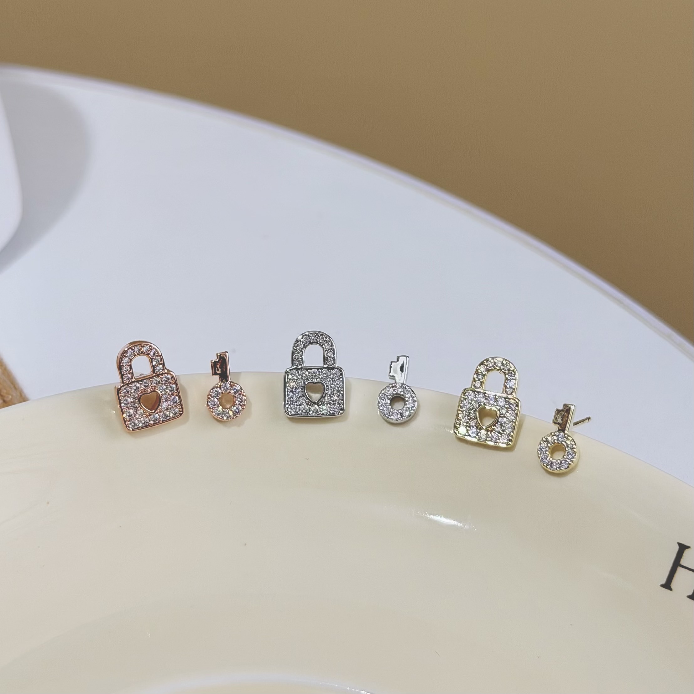 C223排鑽鎖頭鑰匙不對稱耳針