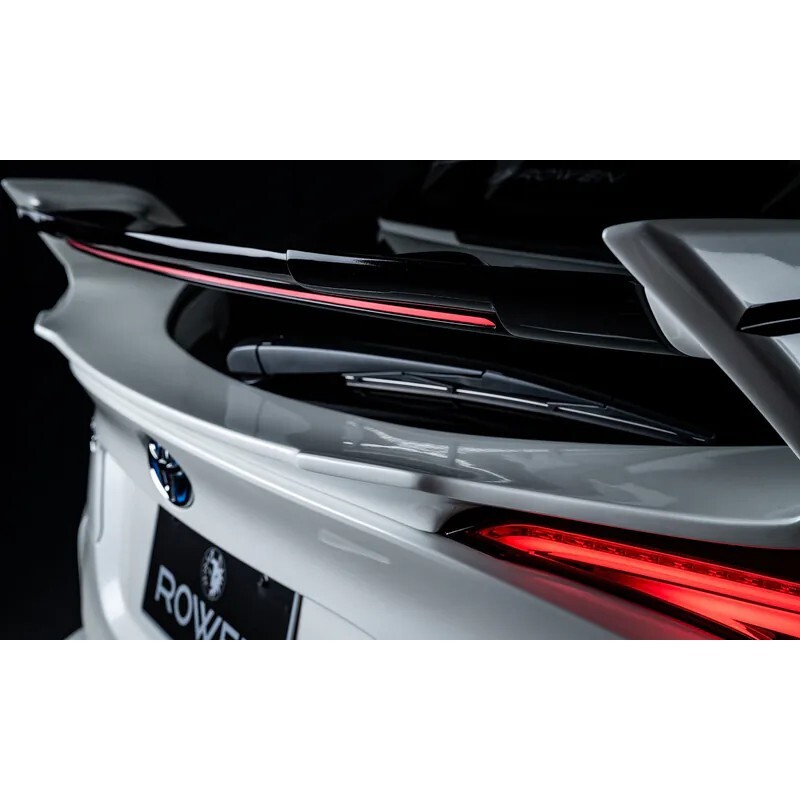 ROWEN Type 3 LED 尾翼 TOYOTA C-HR 2020- 小改款後車