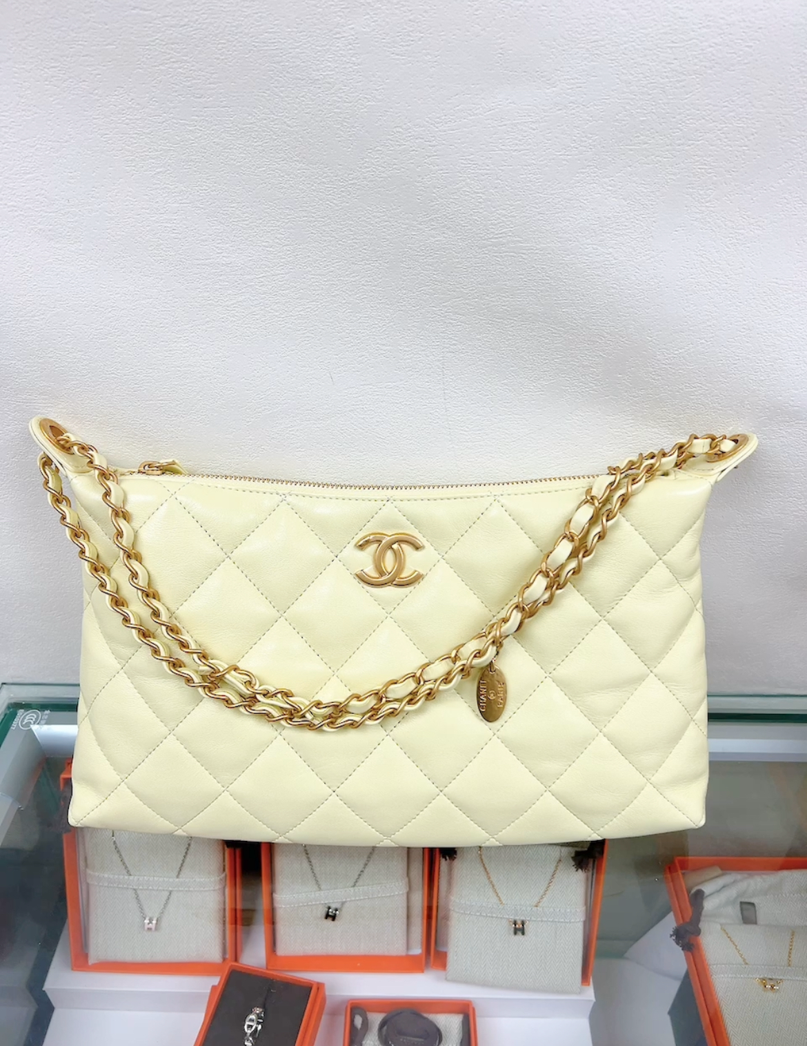 Chanel 25s coin hobo (light yellow GHW)