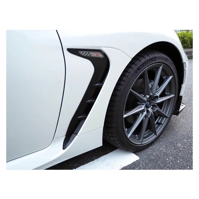 STI 前葉子板飾板 SUBARU BRZ ZD 2022-
