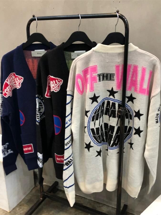 英文字圖案開胸針織外套 JK2641