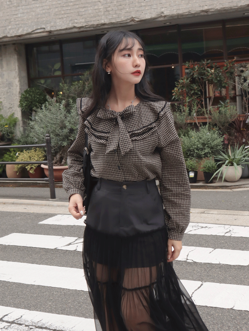 25H123 本期推薦! 法式香頌 復古雙層荷葉領綁帶襯衫