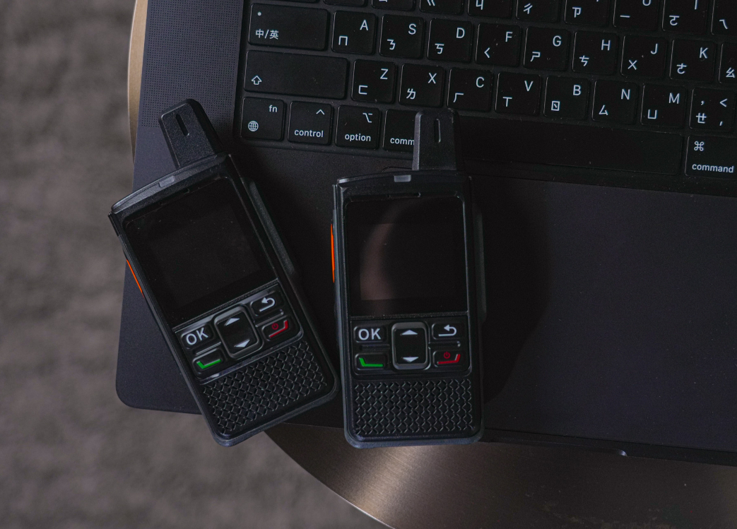 RT-580 網路無線電 網路無線對講機 4G LTE POC PRT580 公網無線電 4G對講機 4G無線電