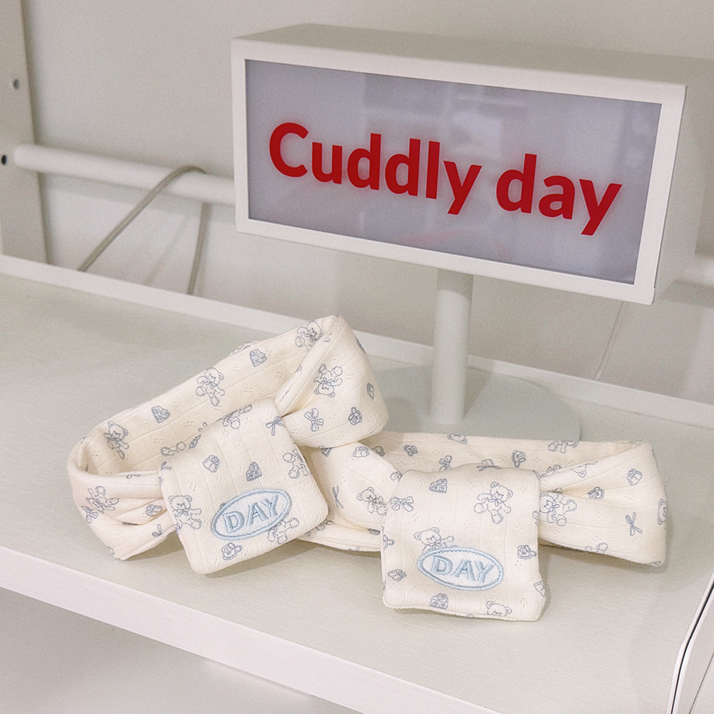 【預購】cuddly day｜藍色小熊圍巾