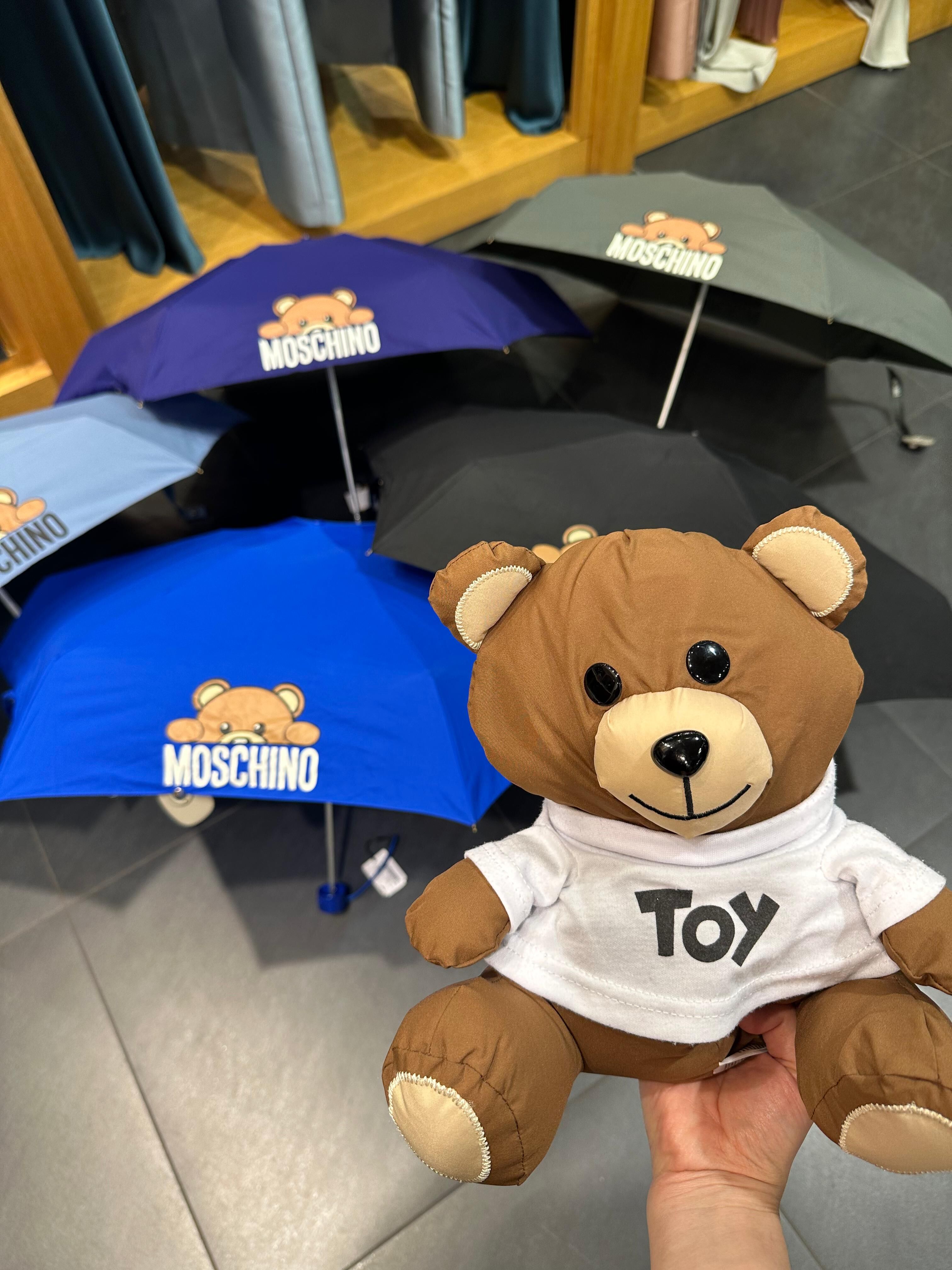 【直播】Moschino LL1025112  Logo 雨傘 (連熊仔袋)