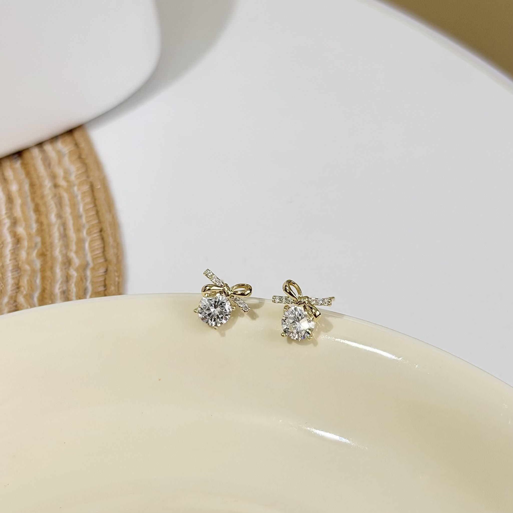 C218排鑽蝴蝶結單鑽耳針