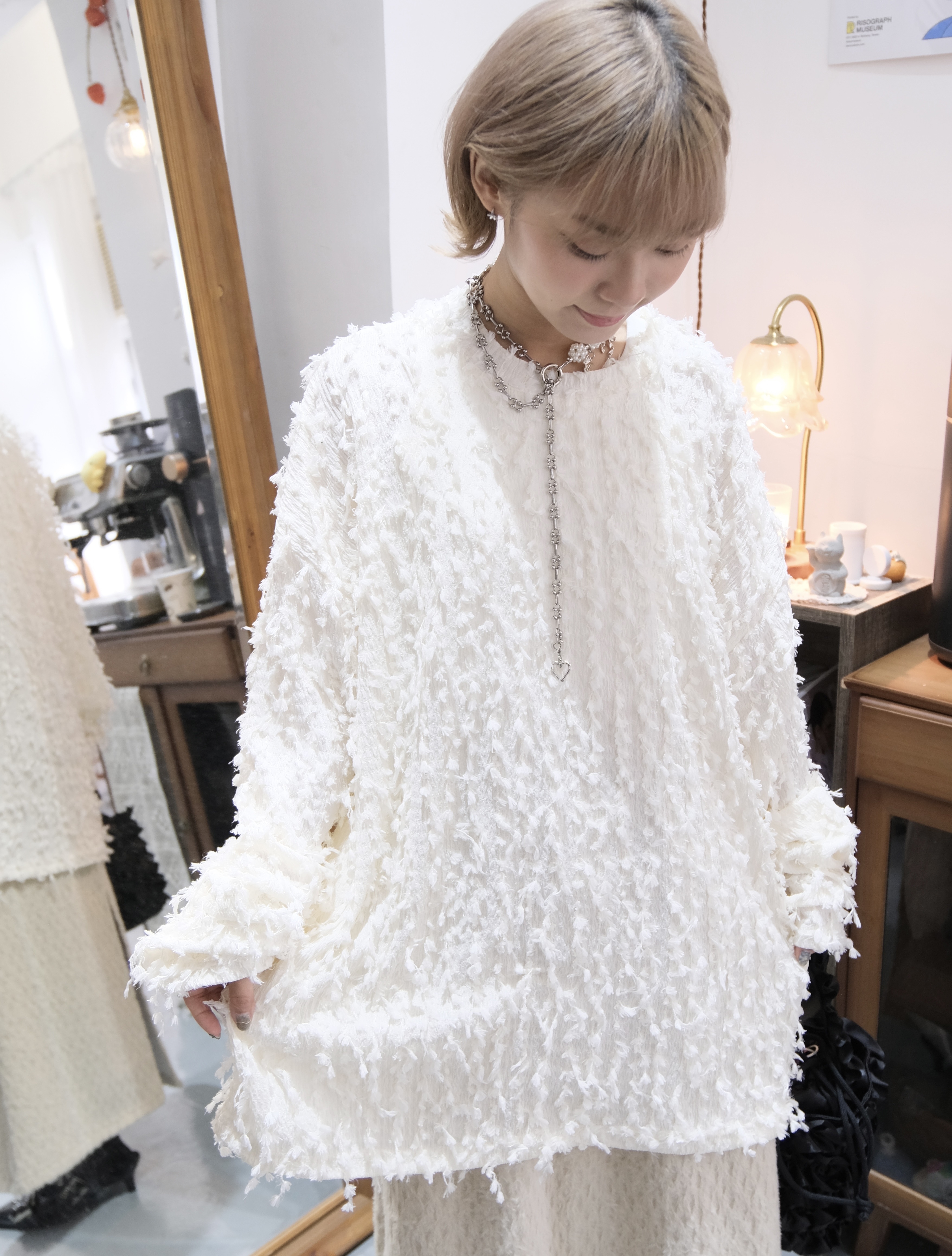 毛毛質感Oversize Top